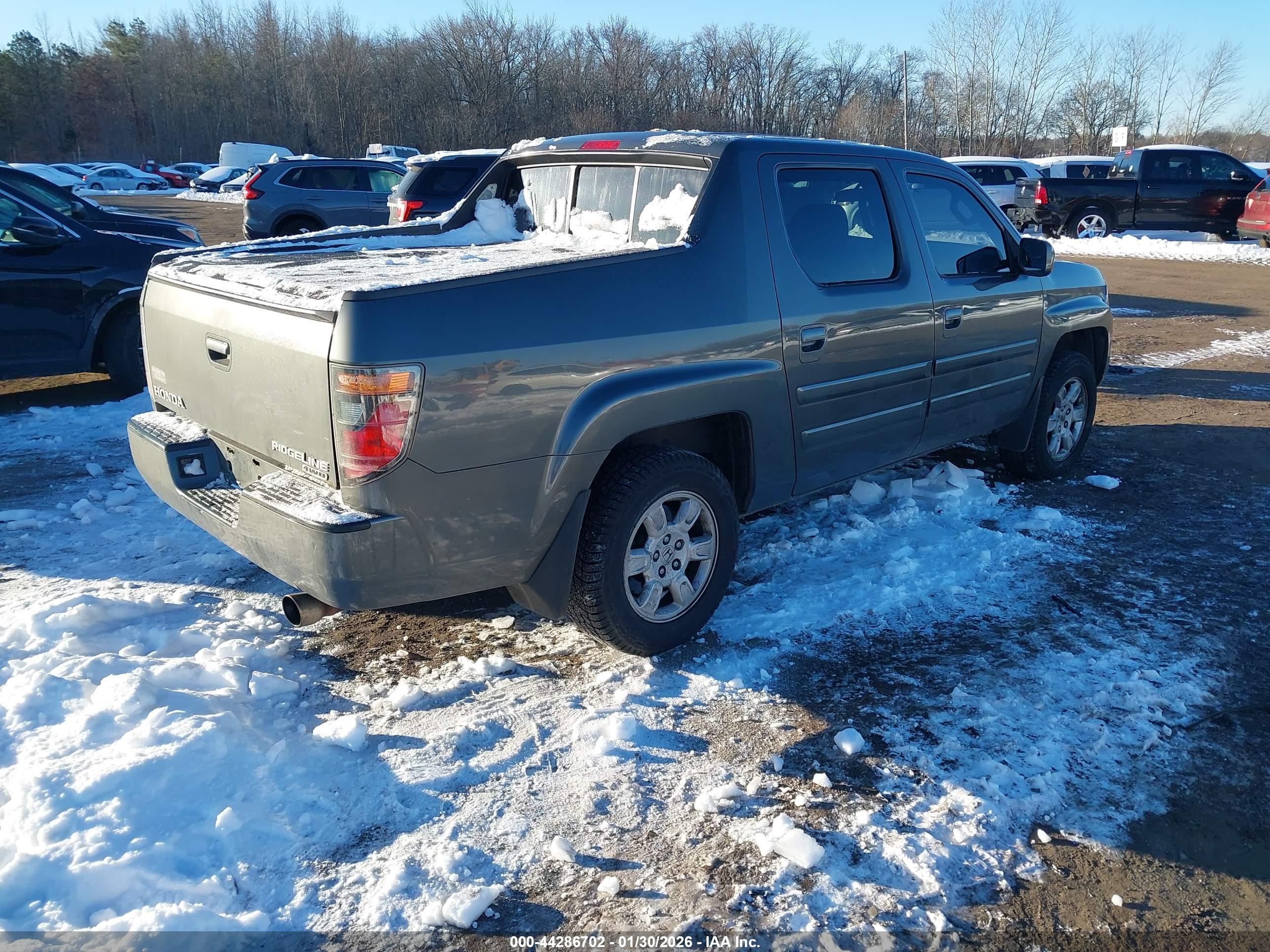 HONDA RIDGELINE image 4