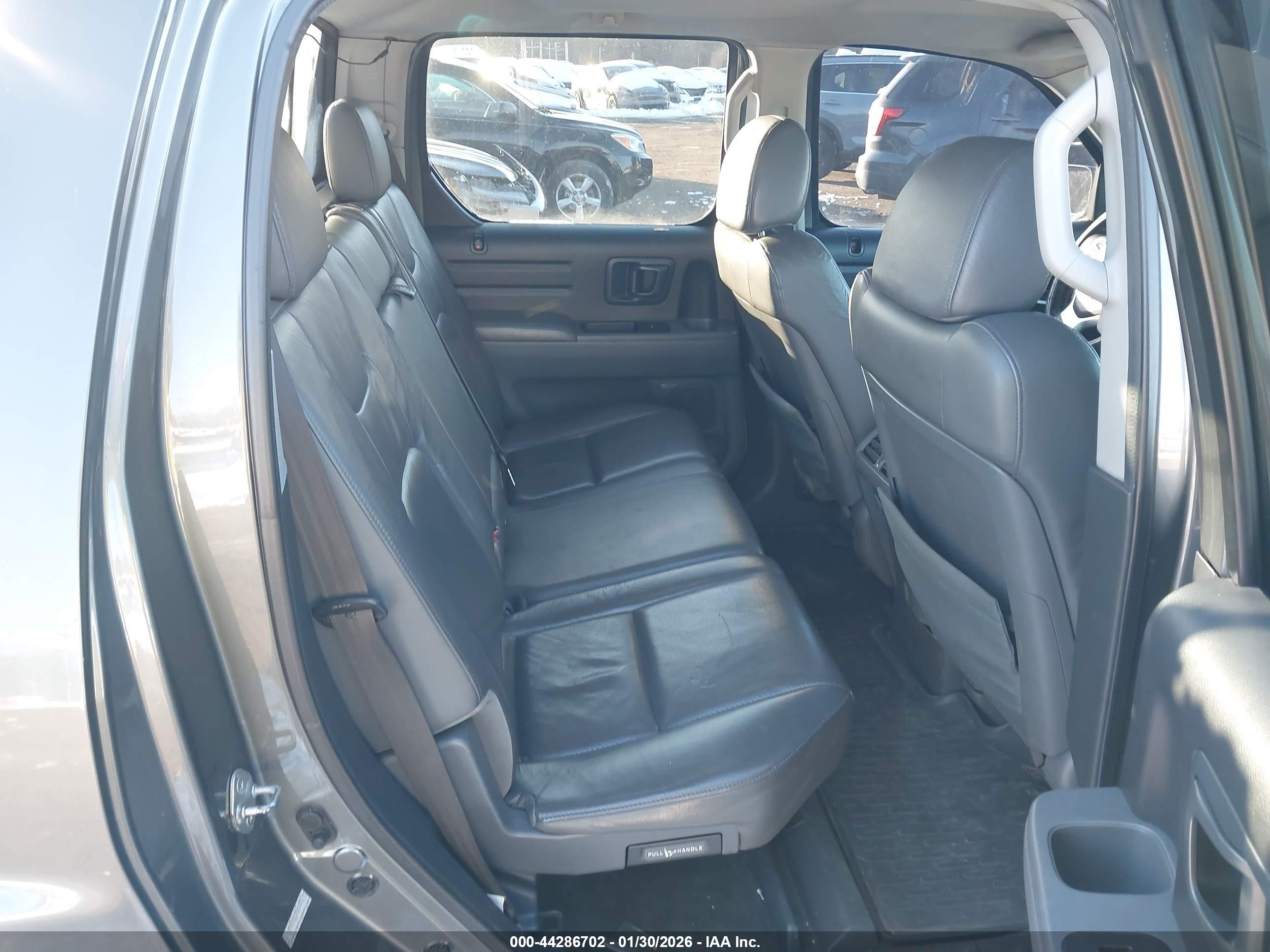 HONDA RIDGELINE image 8