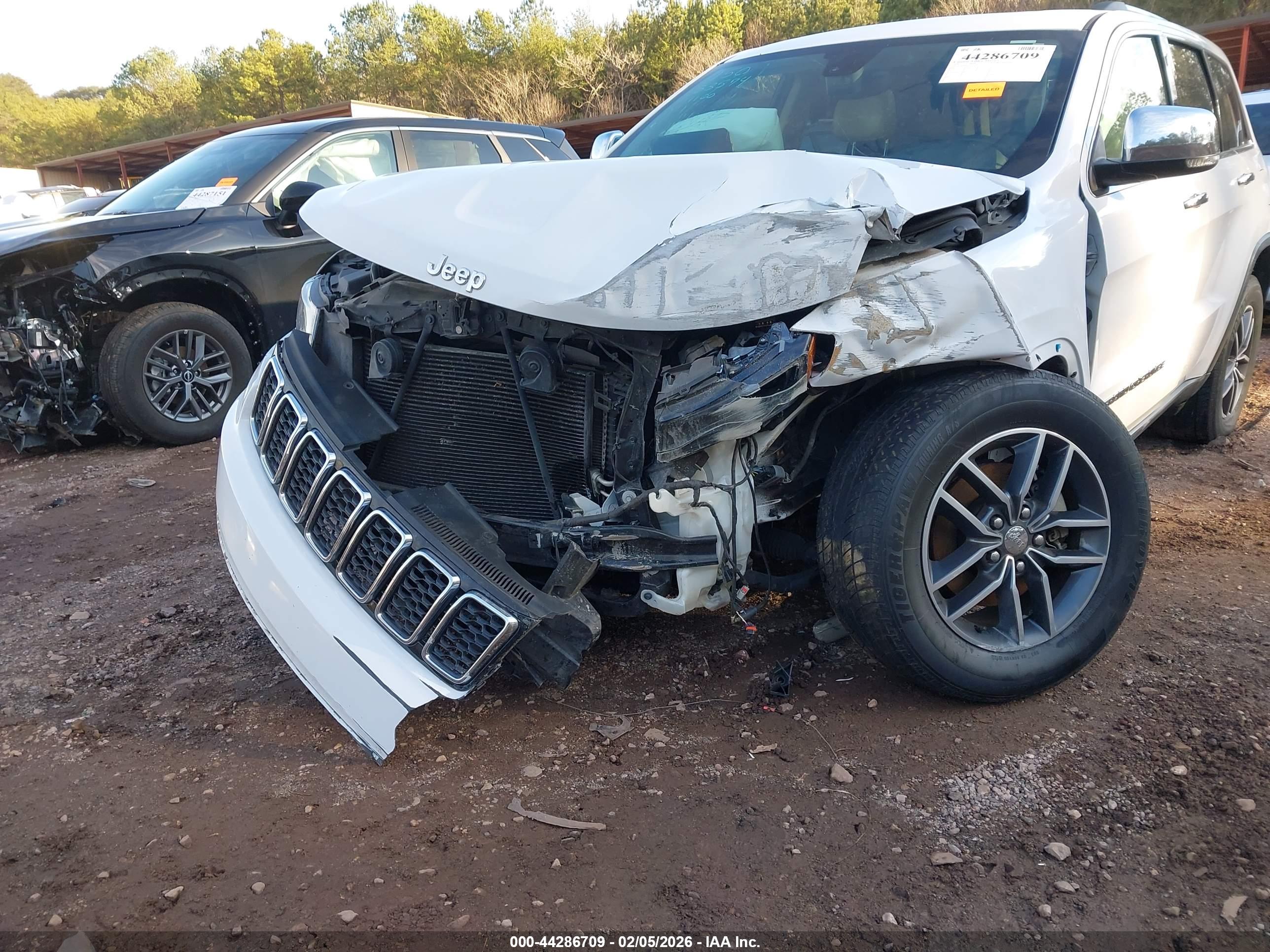 JEEP GRAND image 6