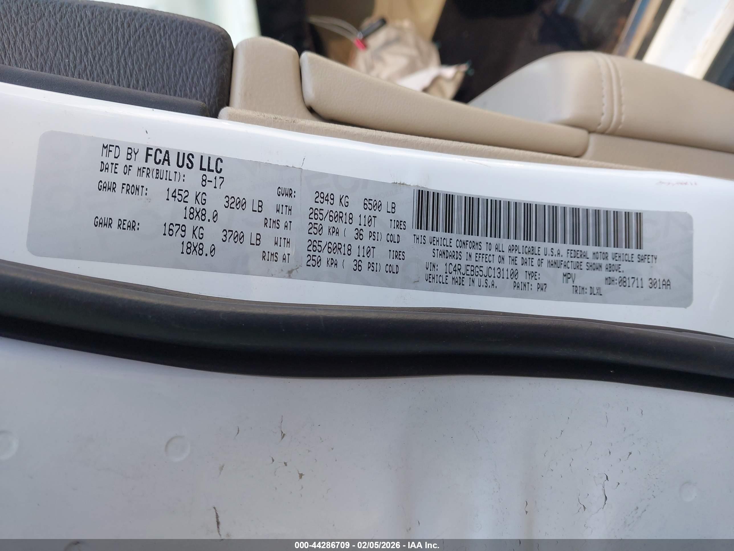 JEEP GRAND image 9