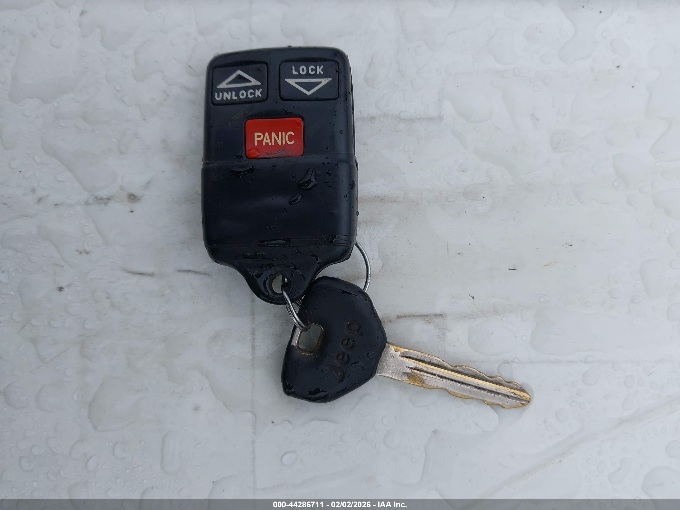 JEEP GRAND image 11