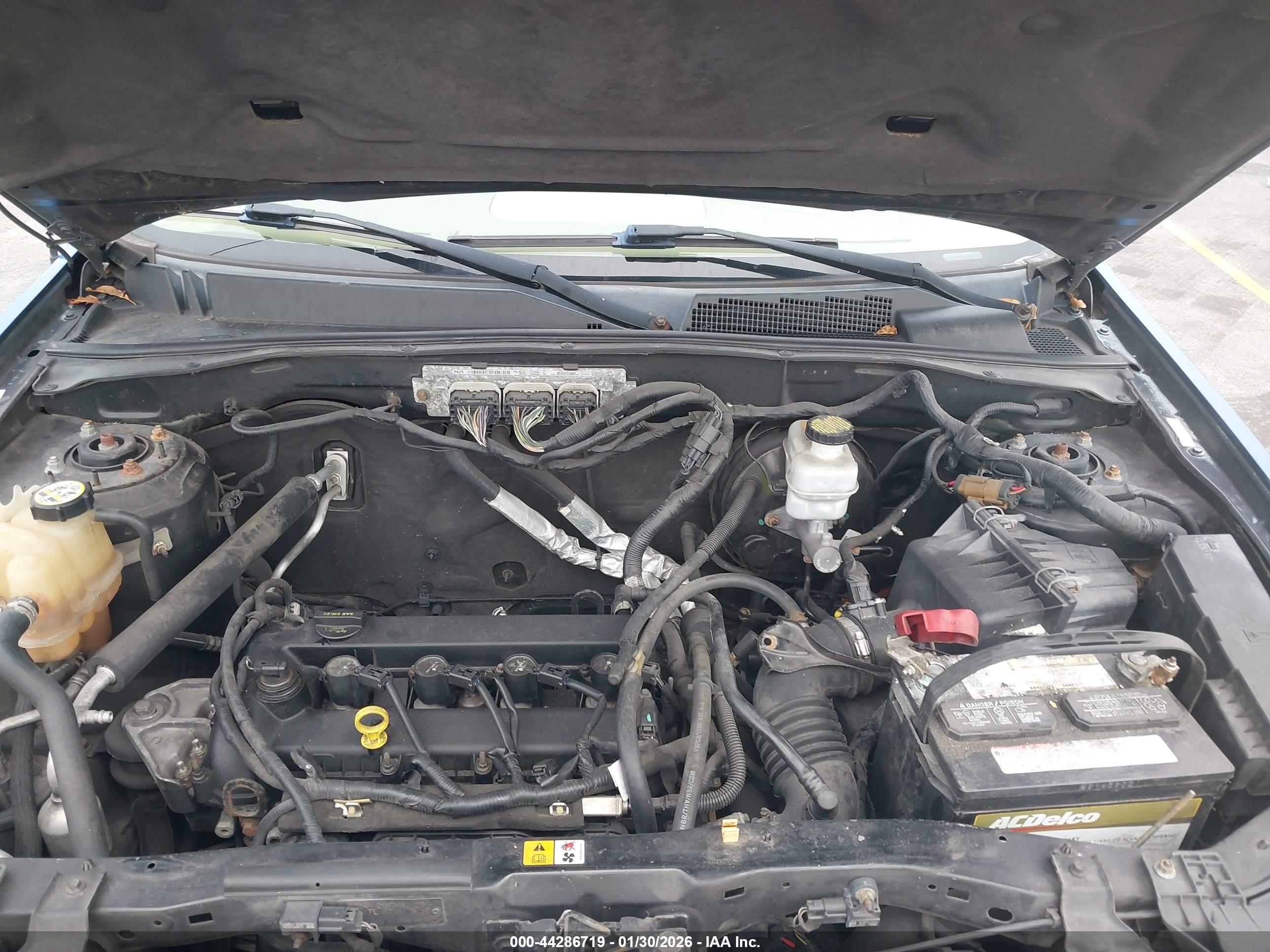 FORD ESCAPE image 10