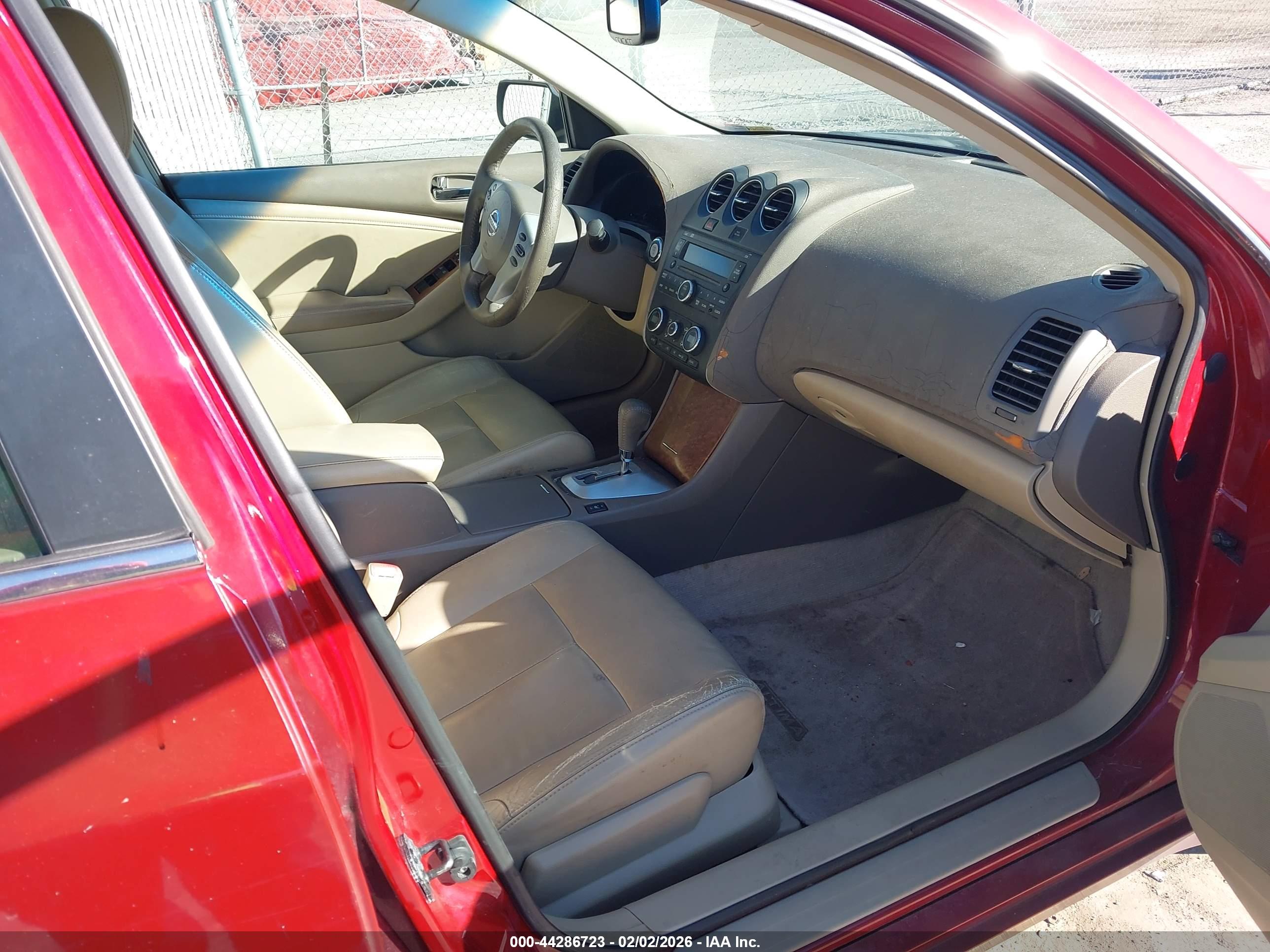 NISSAN ALTIMA image 5