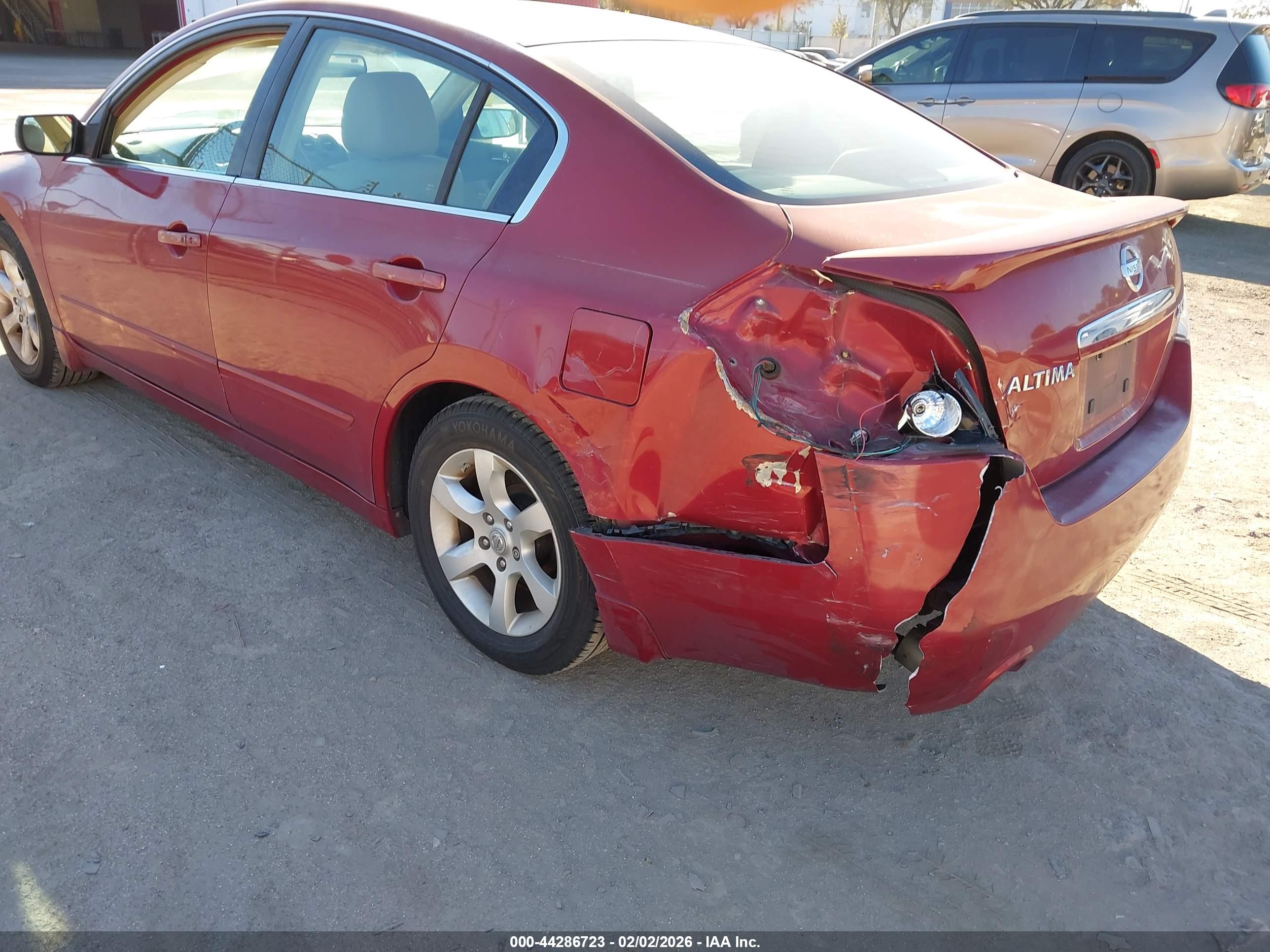 NISSAN ALTIMA image 6