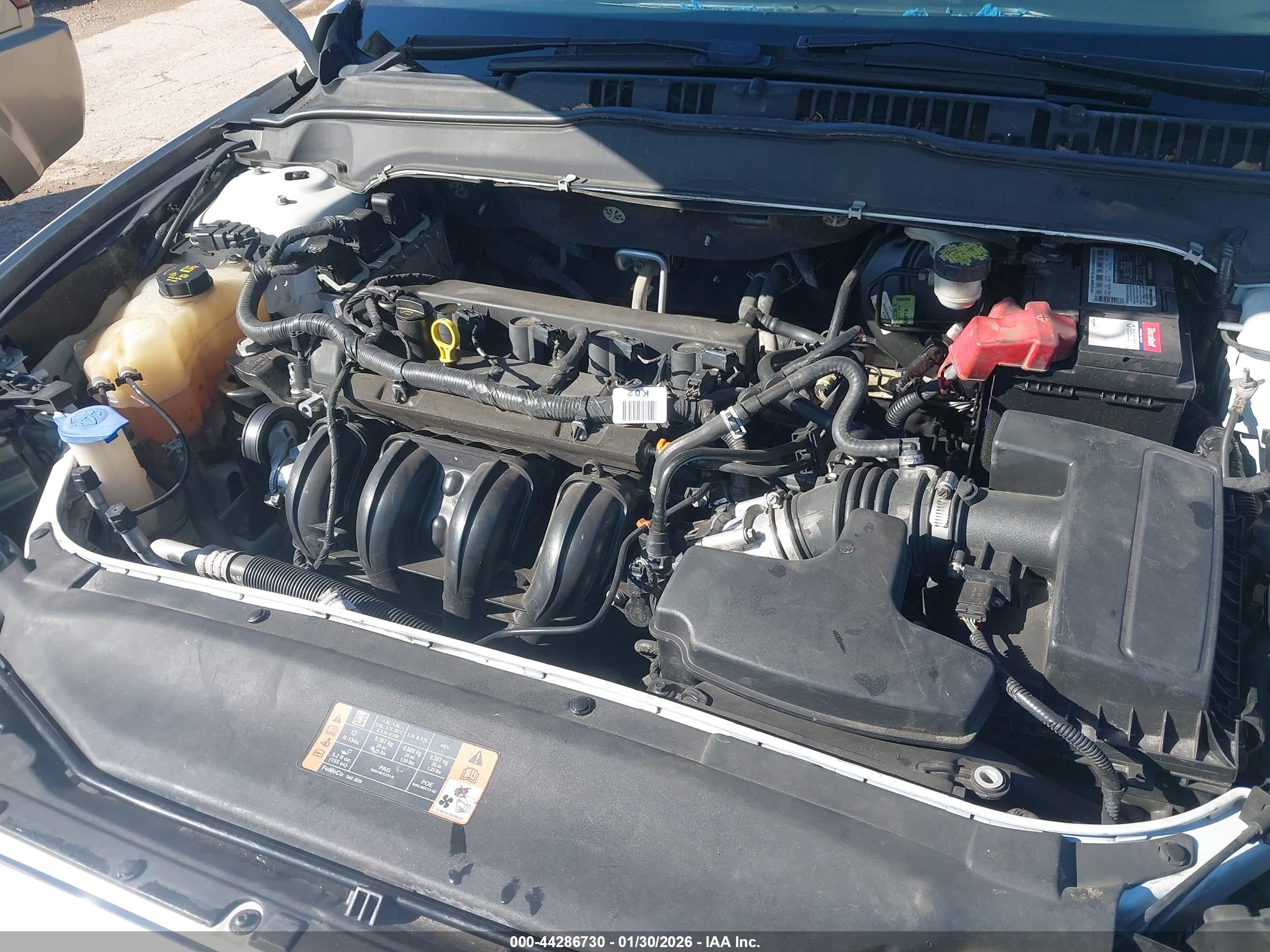 FORD FUSION image 10