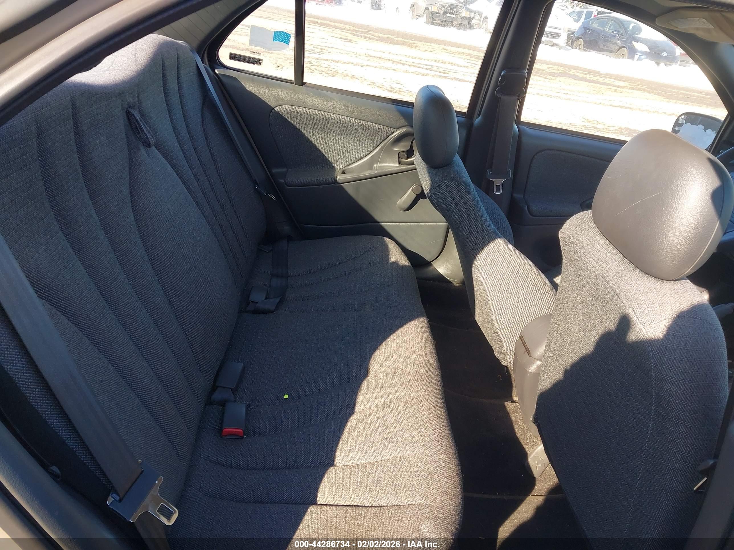 CHEVROLET CAVALIER image 8