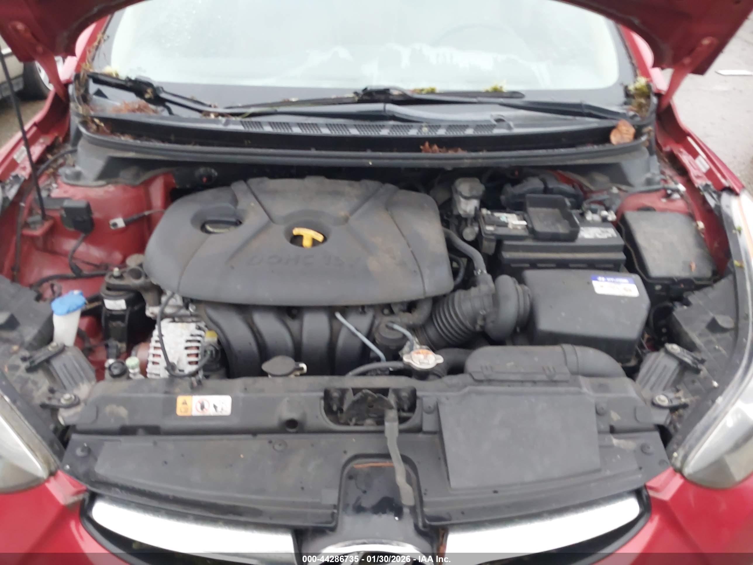 HYUNDAI ELANTRA image 10