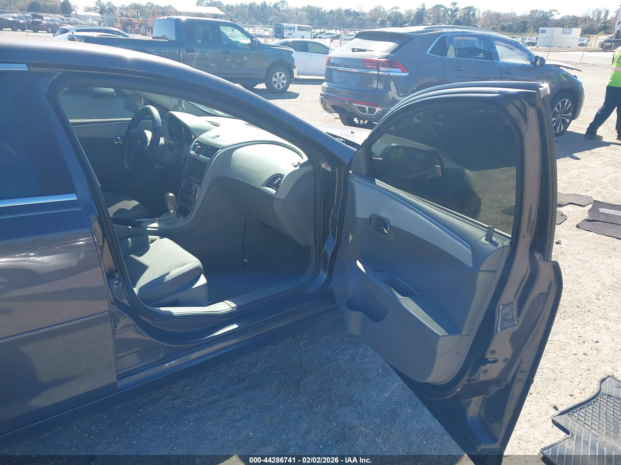 CHEVROLET MALIBU image 5