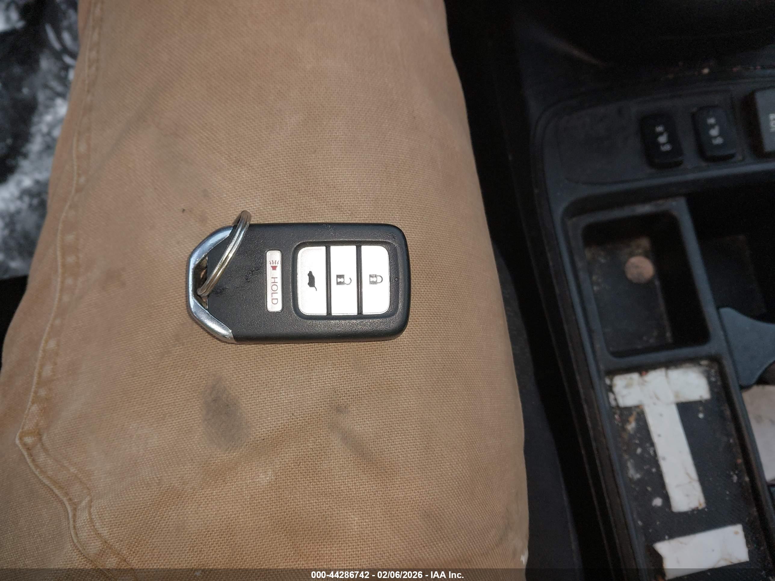 HONDA CR-V image 11
