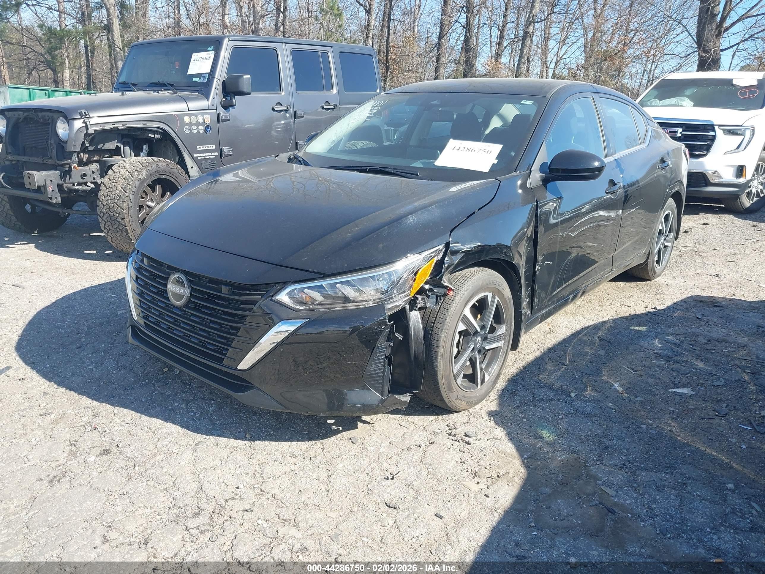 NISSAN SENTRA image 2