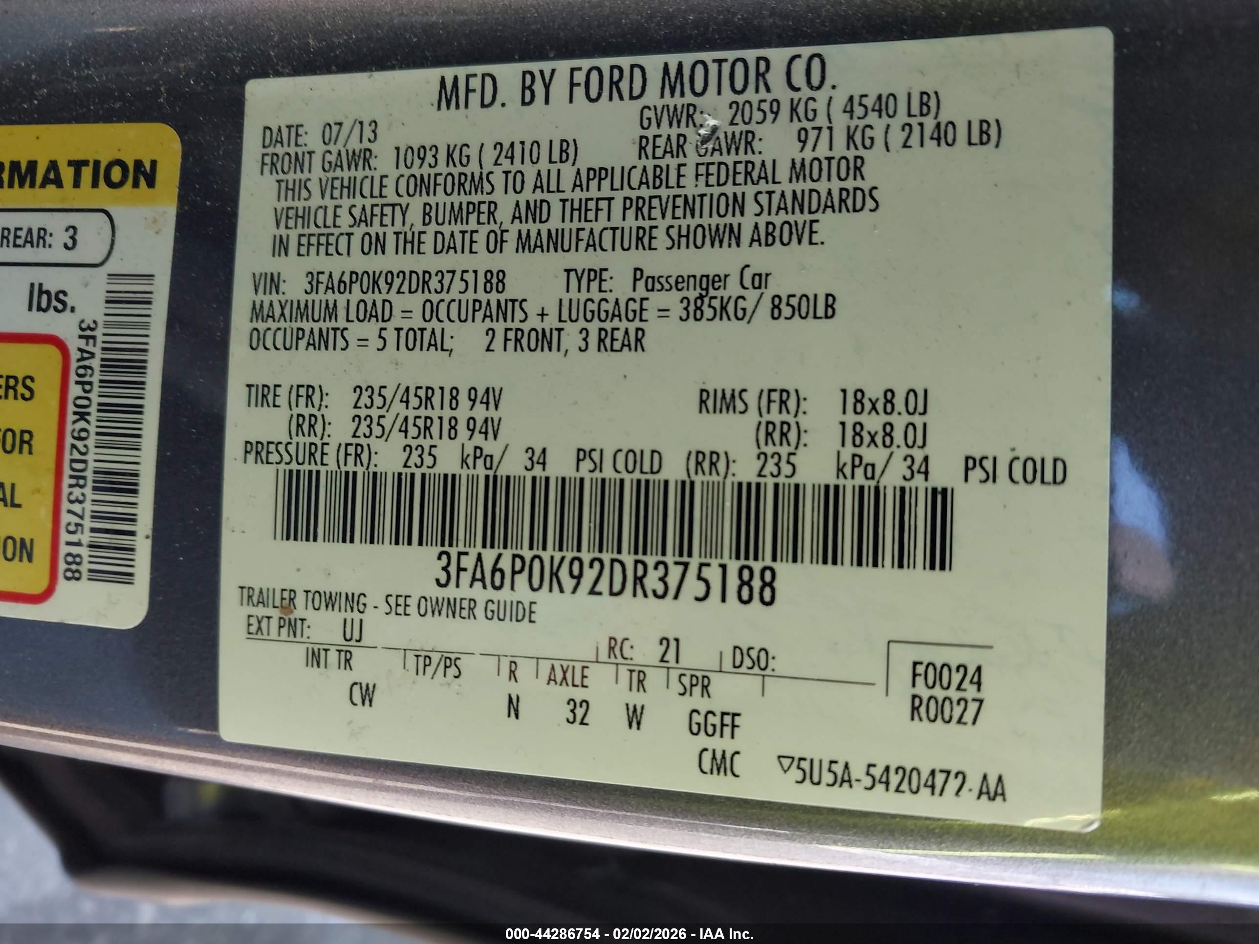 FORD FUSION image 9
