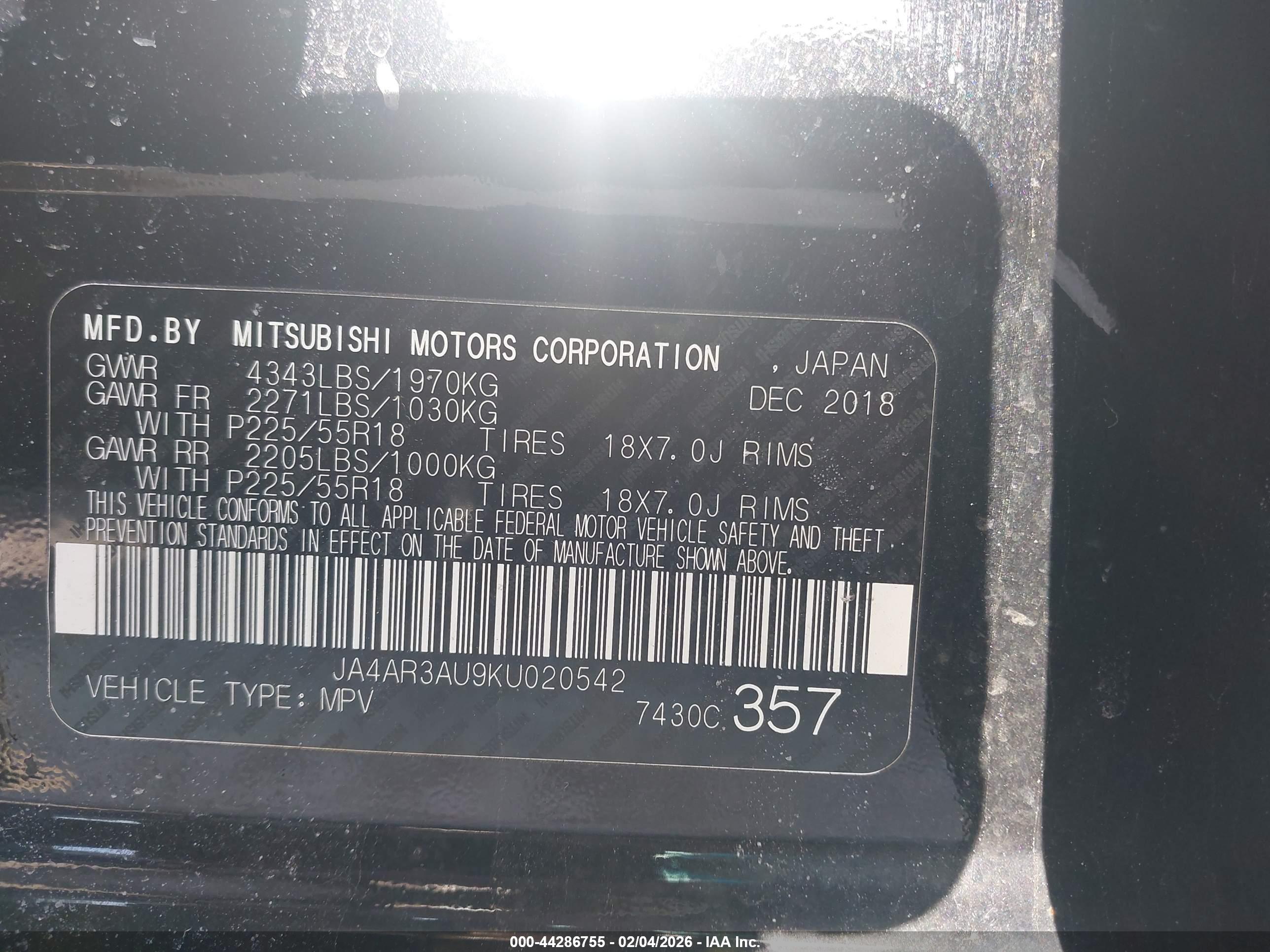MITSUBISHI OUTLANDER image 9