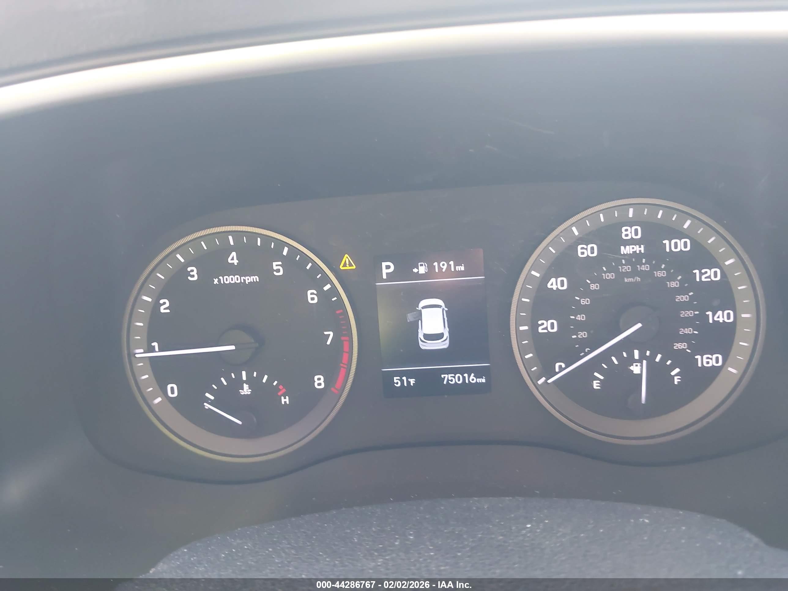 HYUNDAI TUCSON image 7