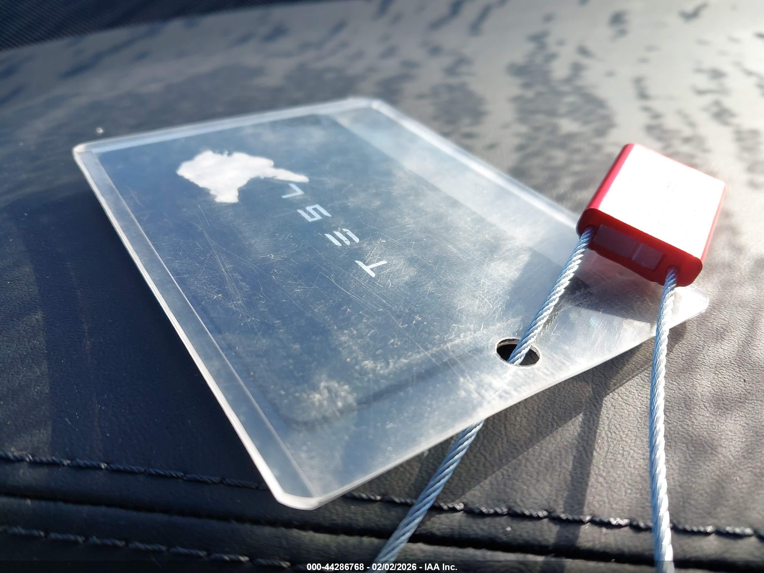 TESLA MODEL image 11