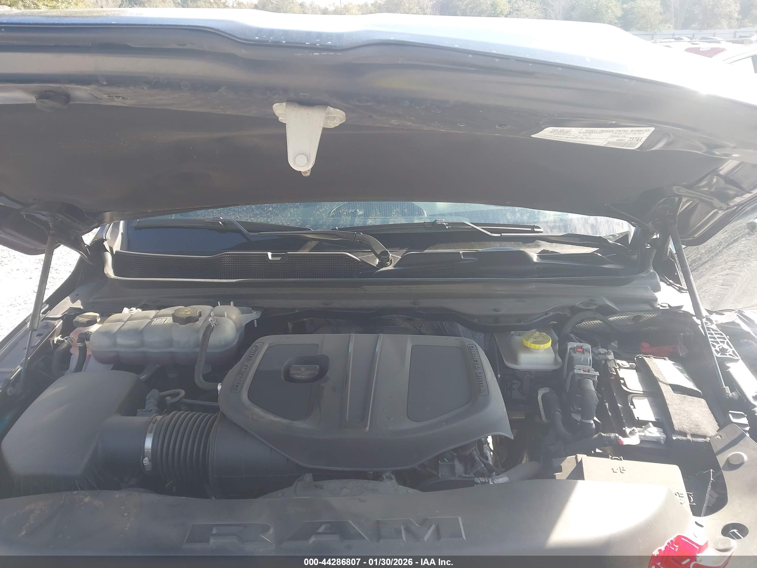 RAM 1500 image 10