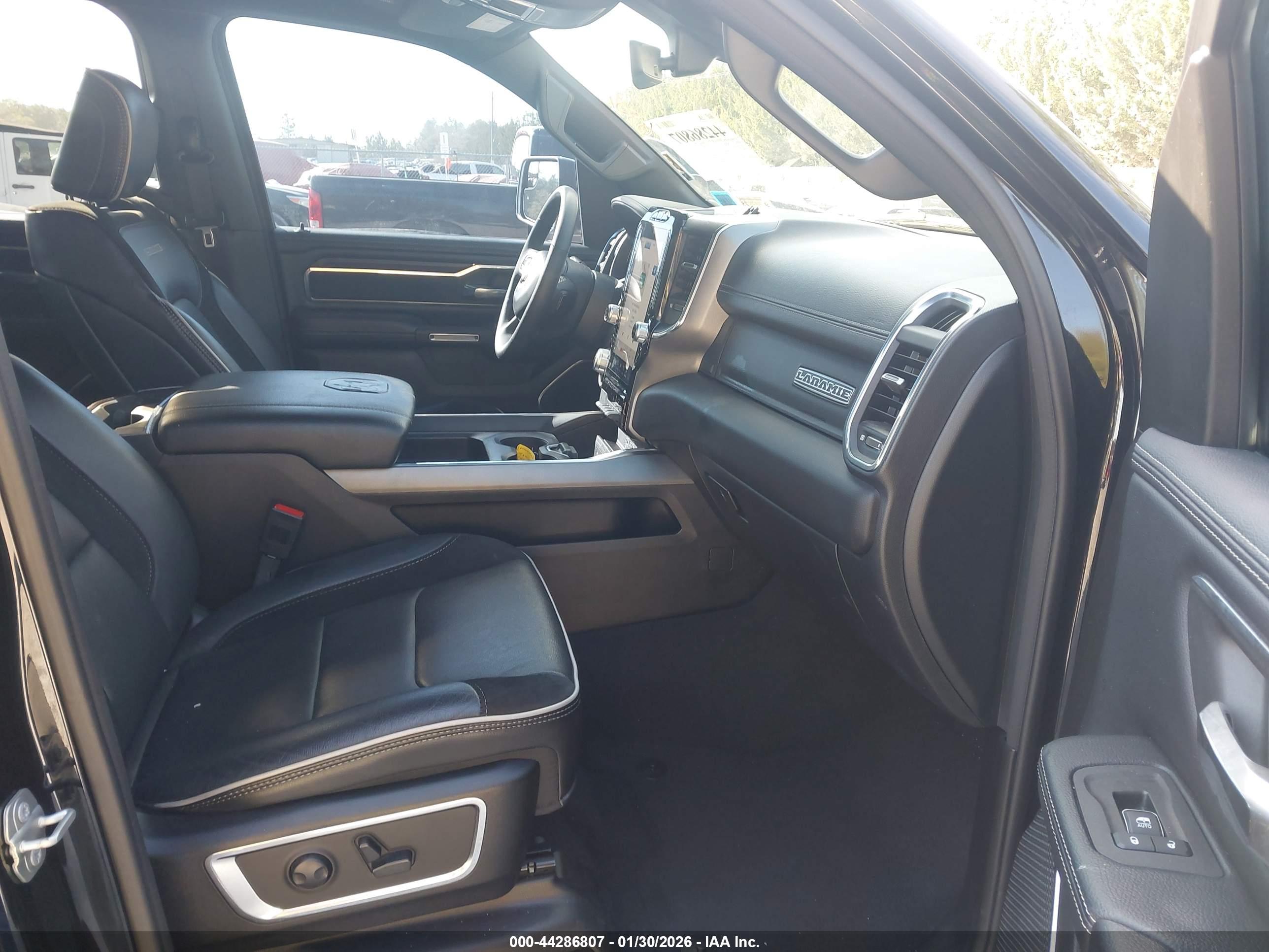 RAM 1500 image 5