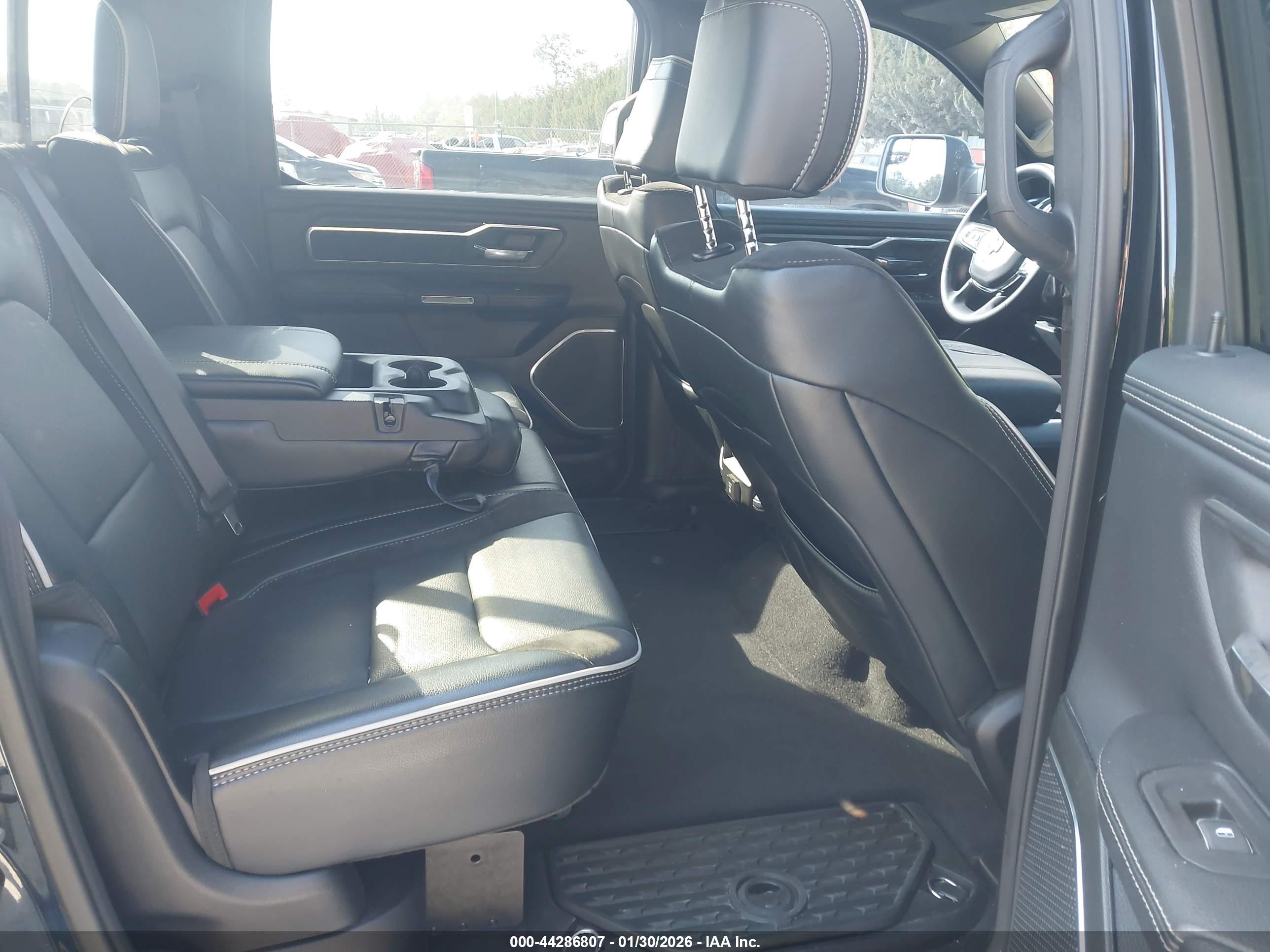 RAM 1500 image 8