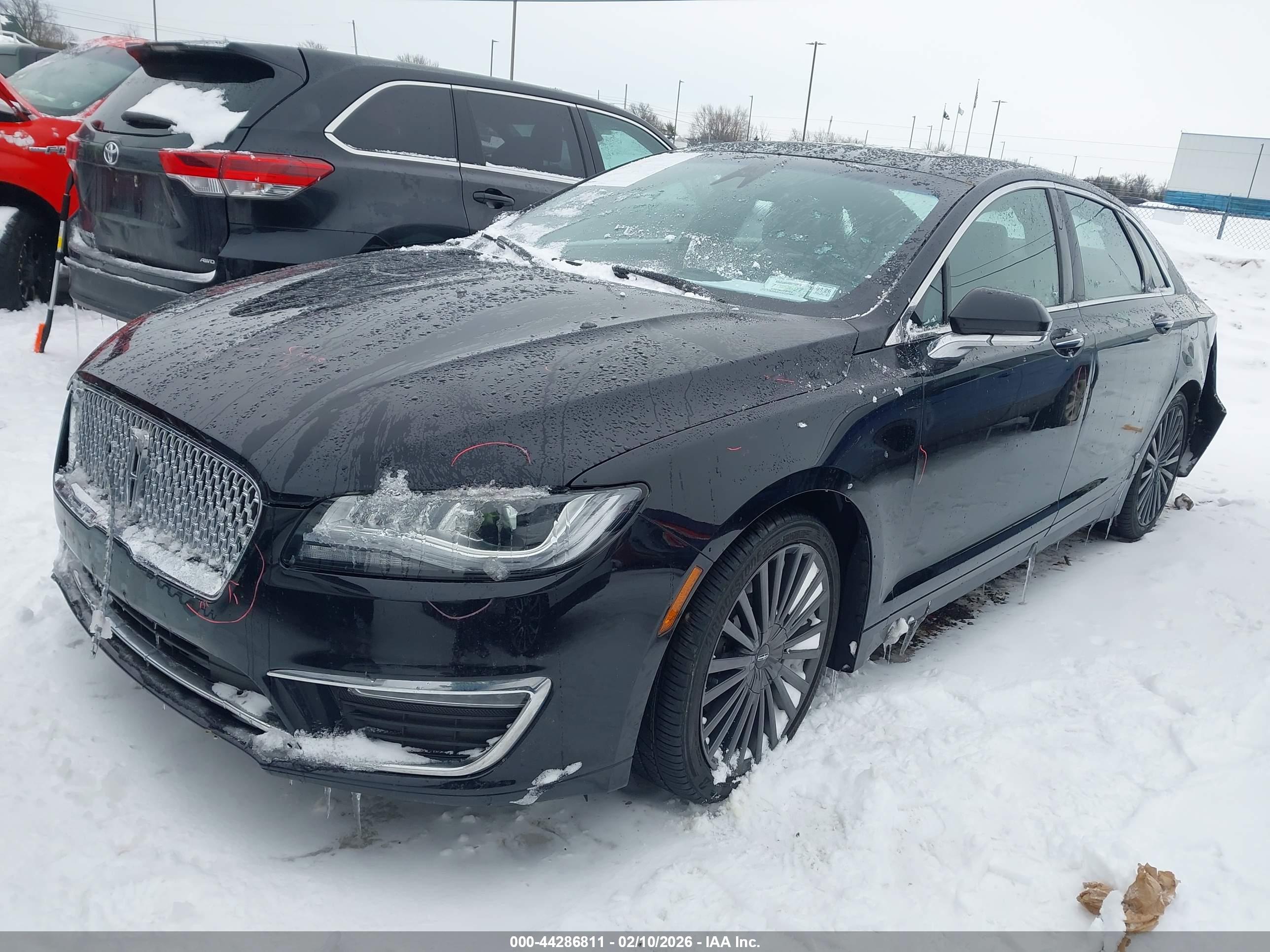 LINCOLN MKZ image 2