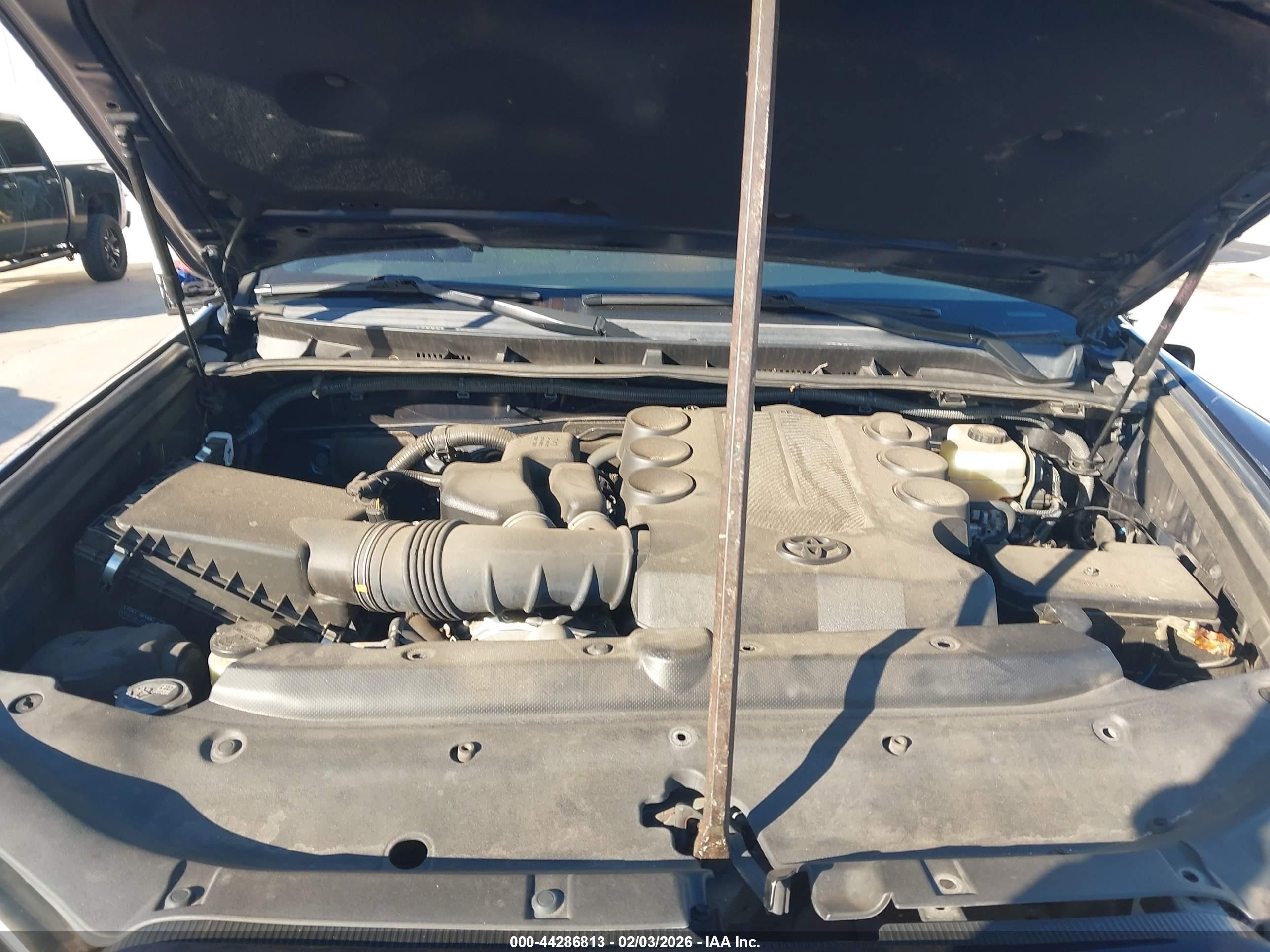 TOYOTA 4RUNNER image 10