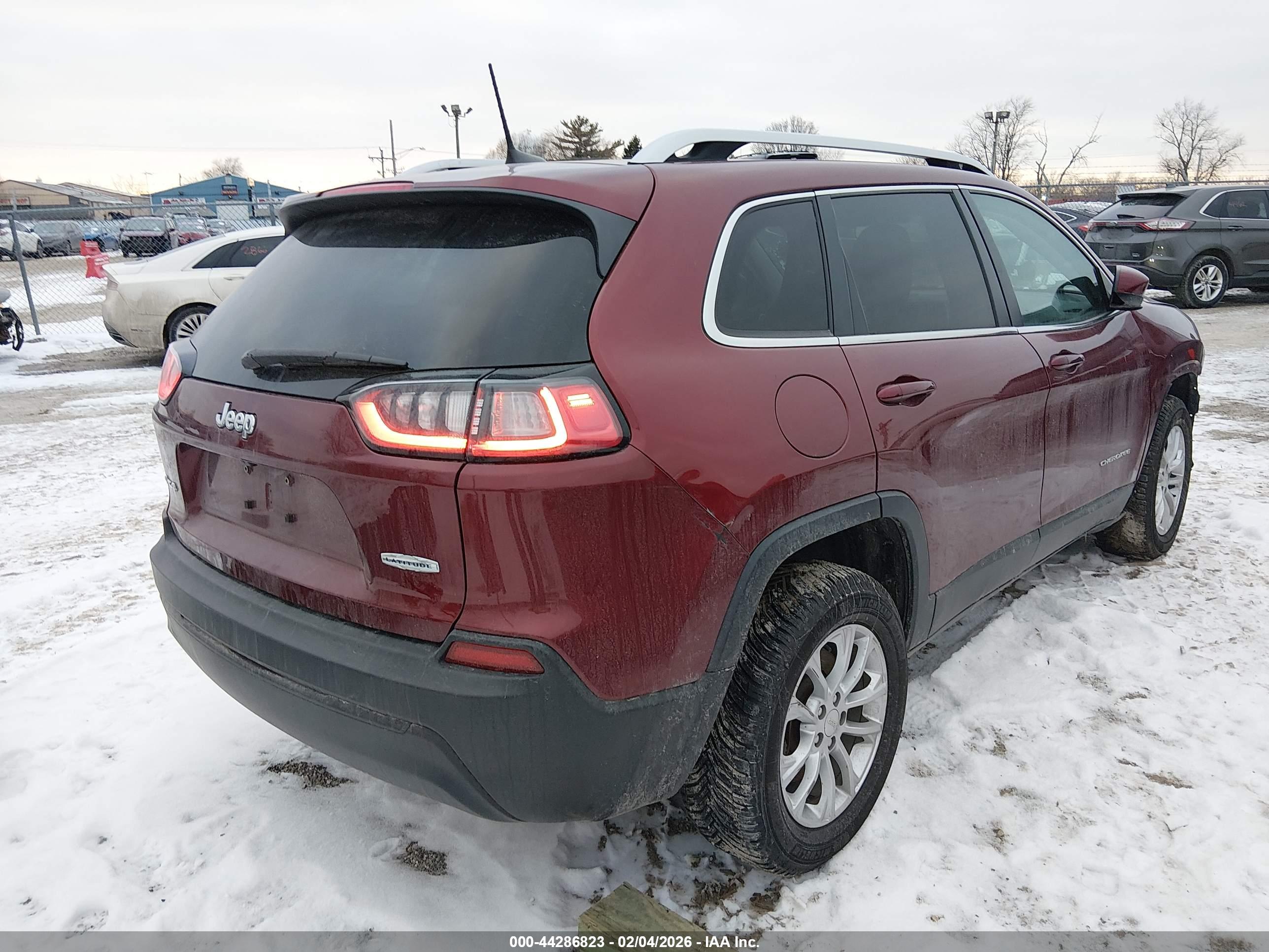 JEEP CHEROKEE image 4