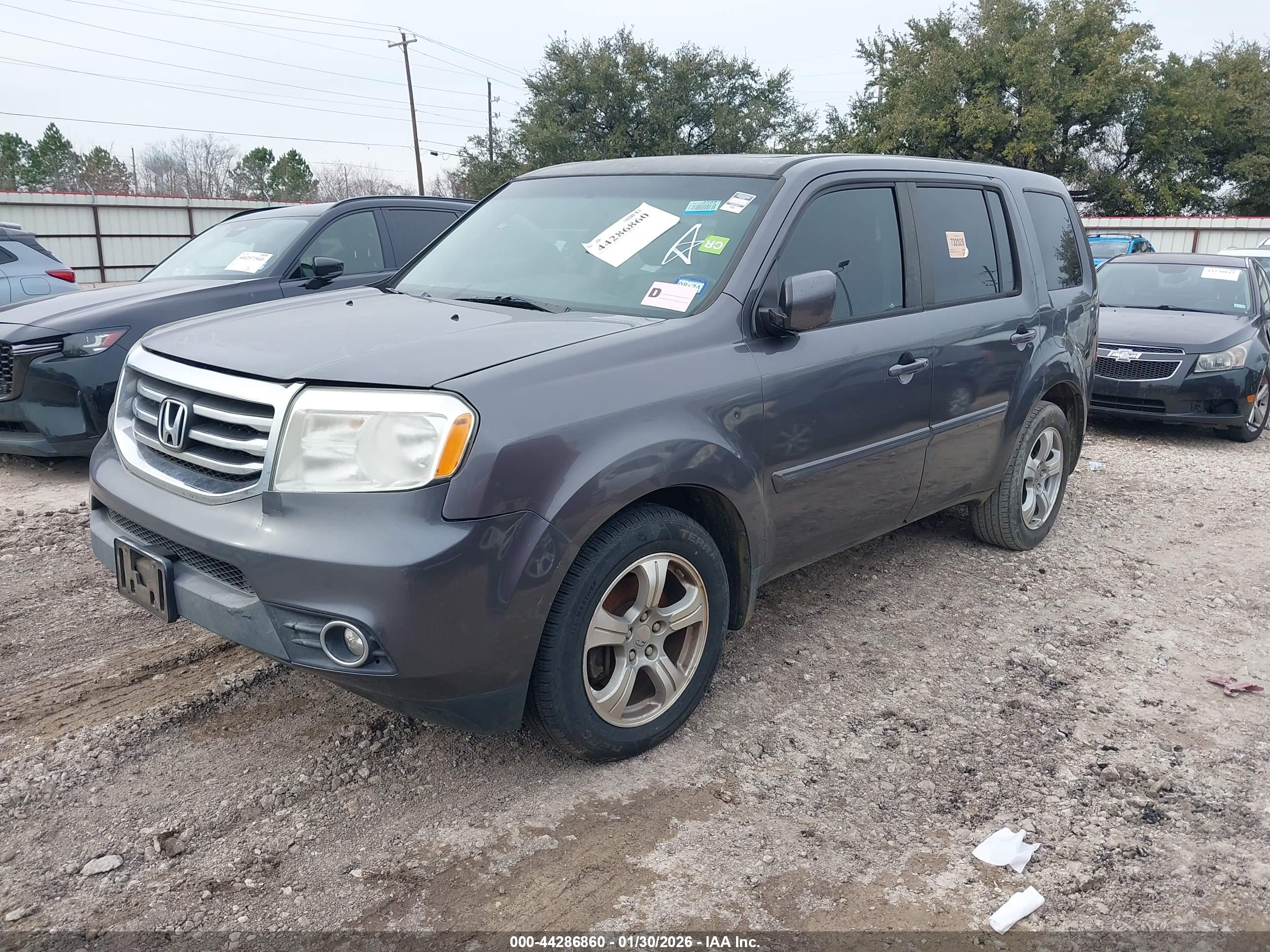 HONDA PILOT image 2