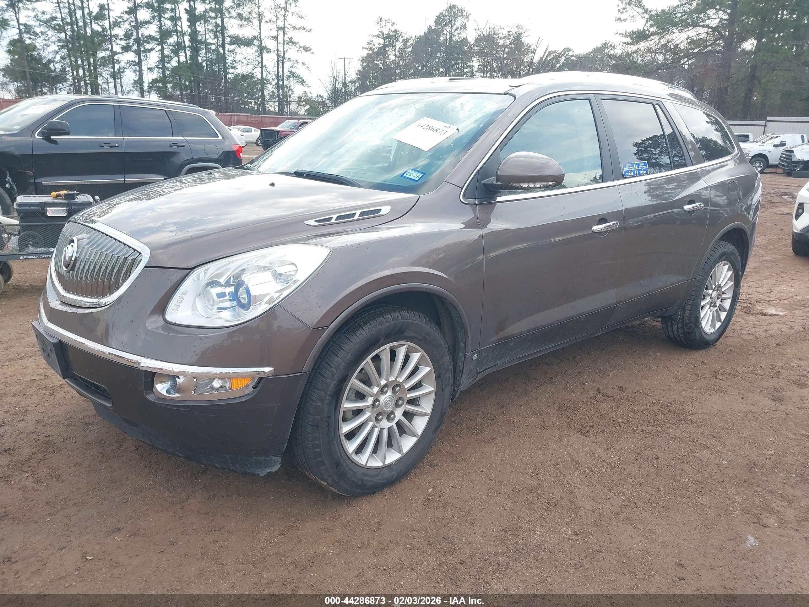 BUICK ENCLAVE image 2