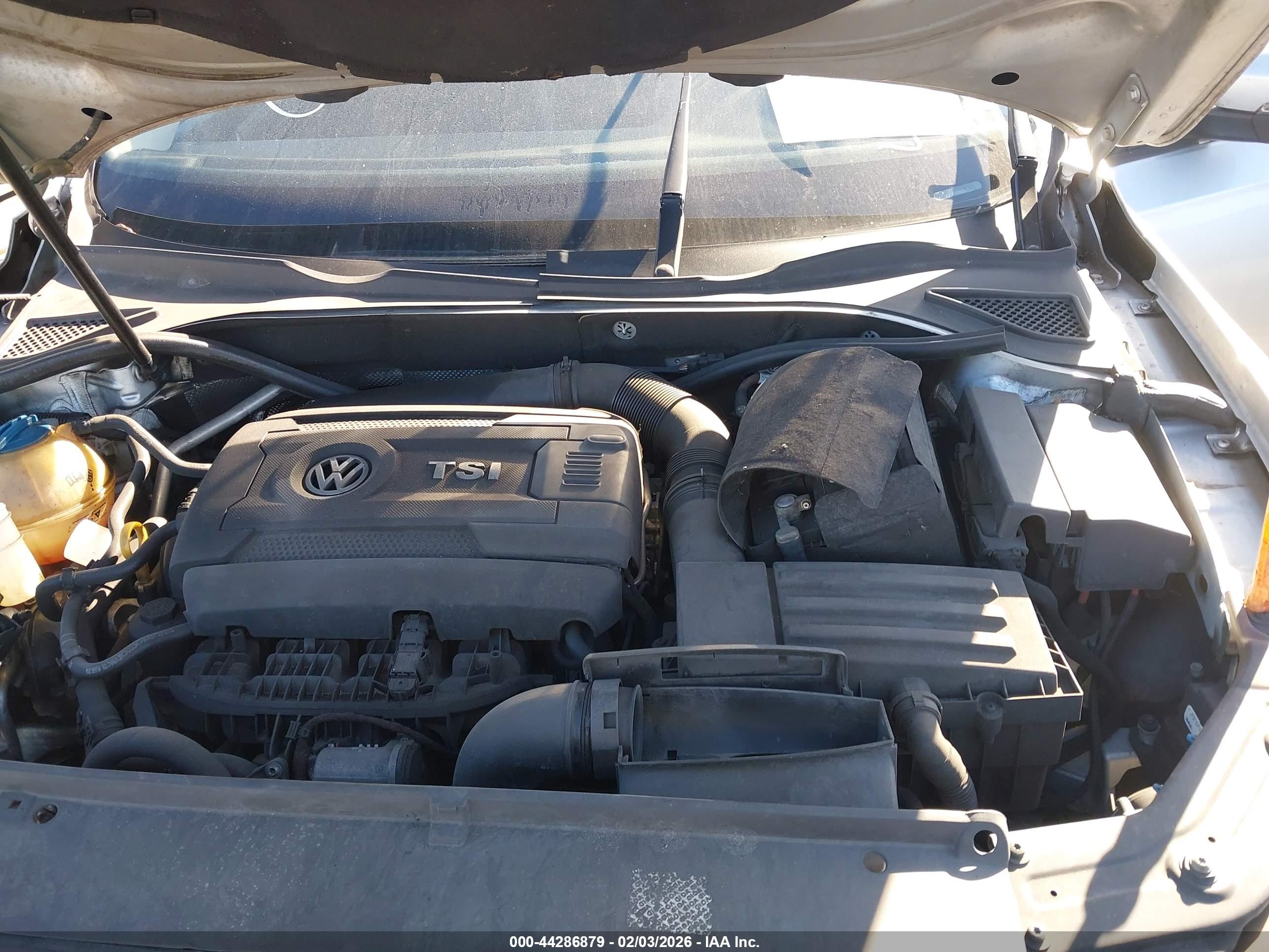VOLKSWAGEN PASSAT image 10
