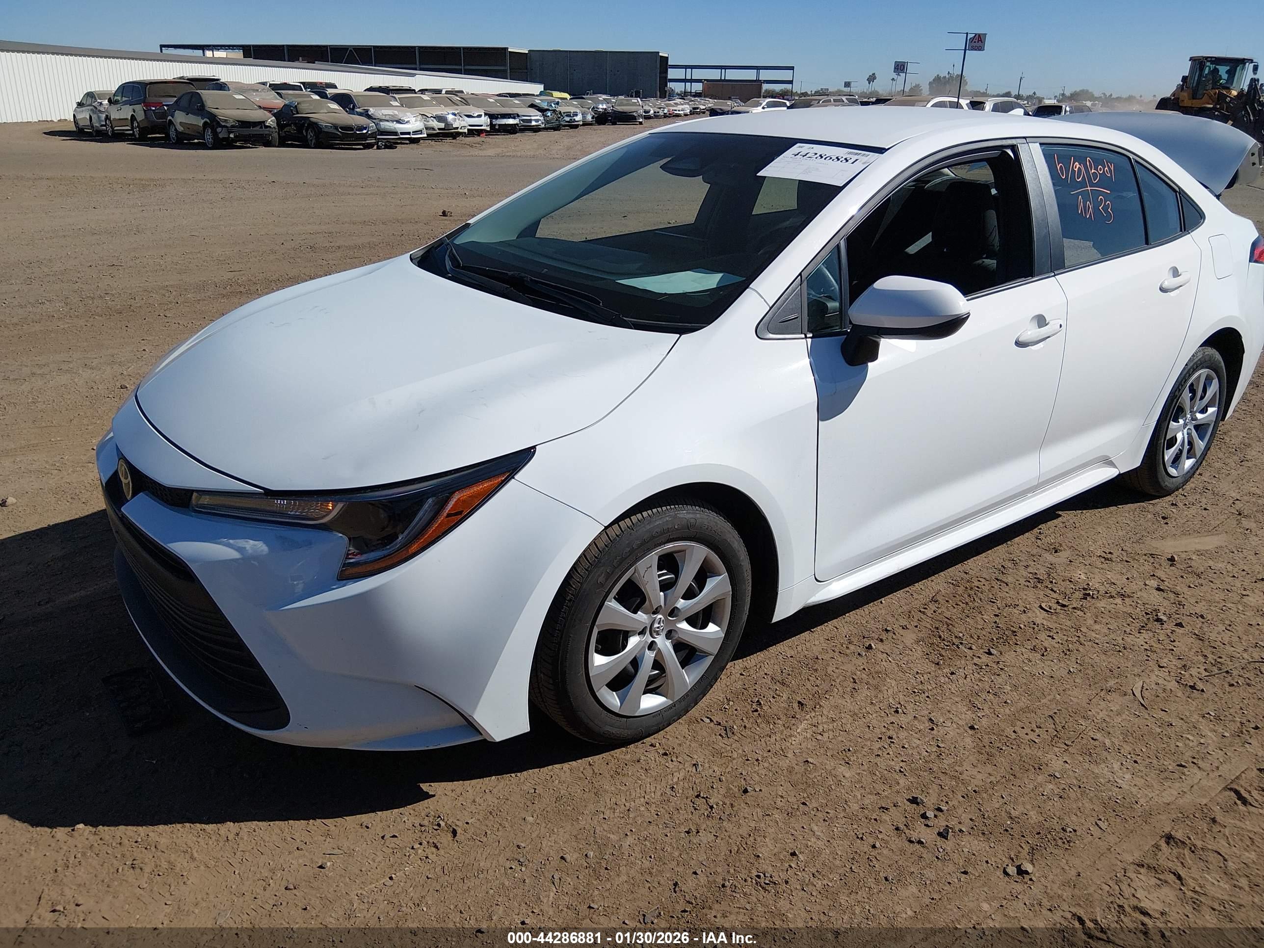 TOYOTA COROLLA image 2