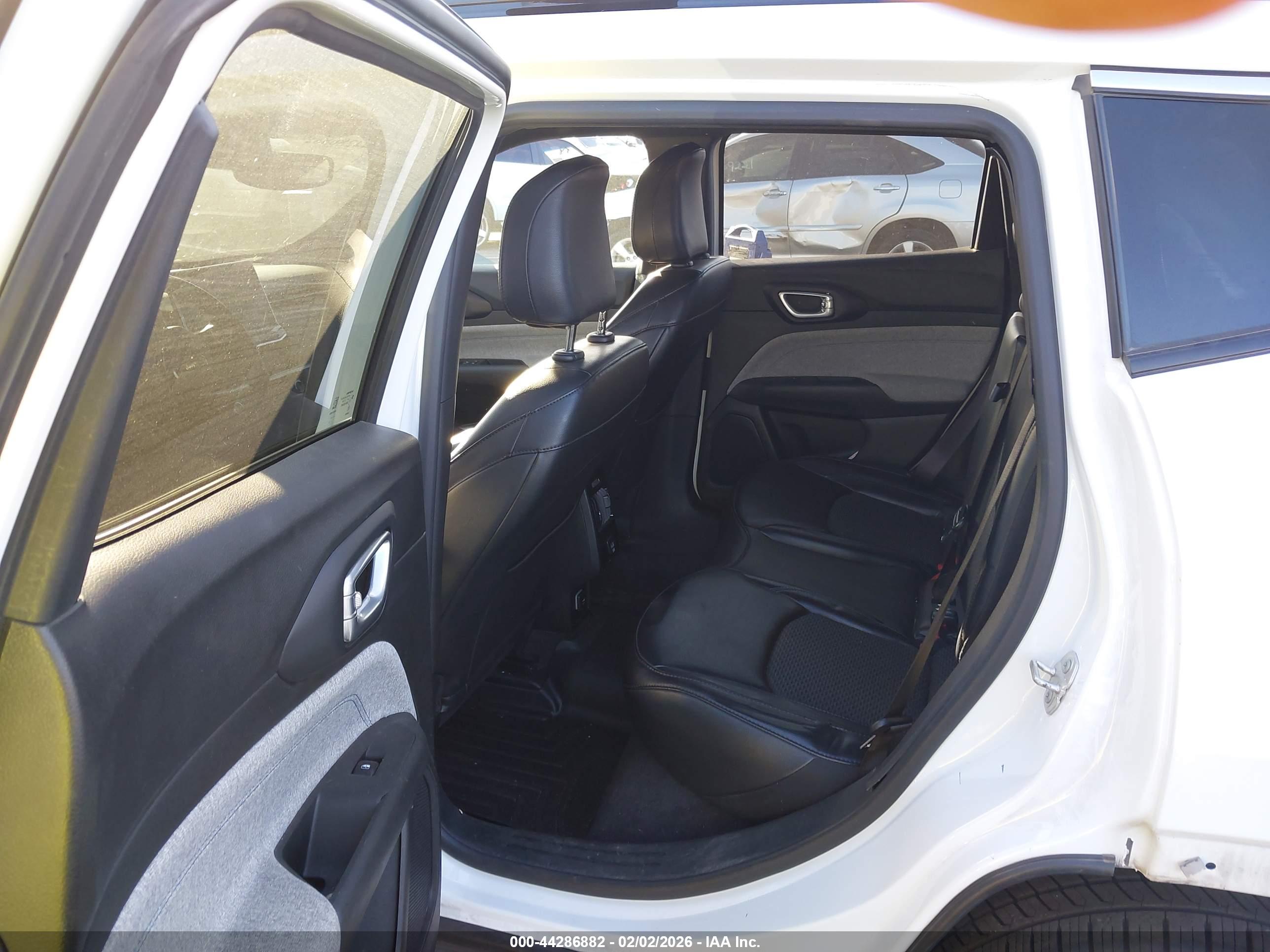 JEEP COMPASS image 8