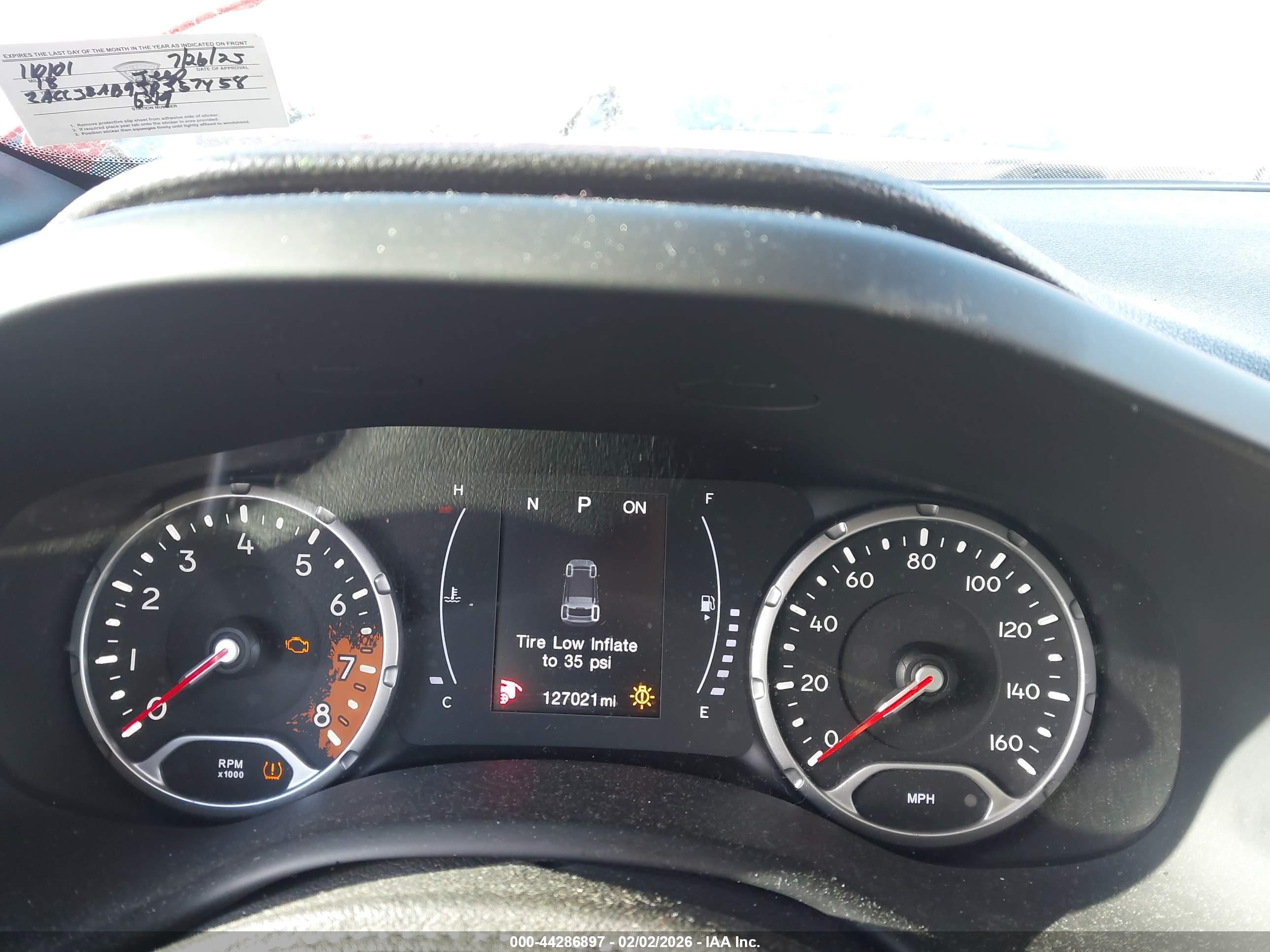 JEEP RENEGADE image 7