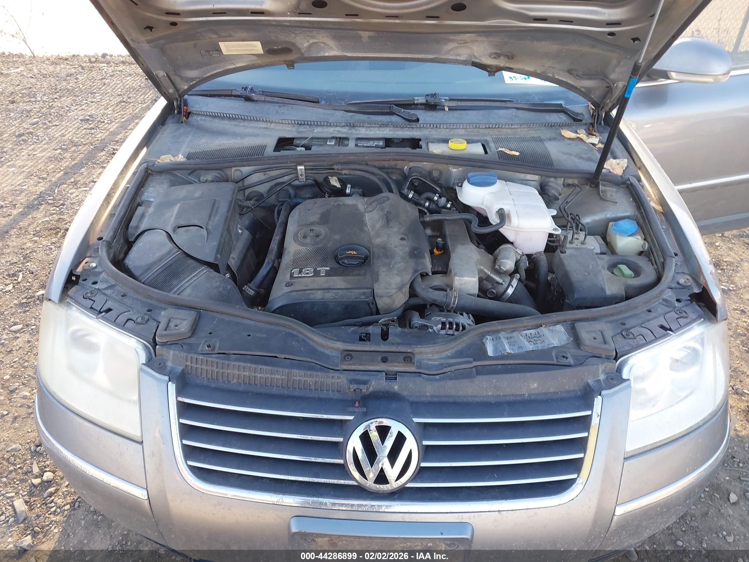 VOLKSWAGEN PASSAT image 10