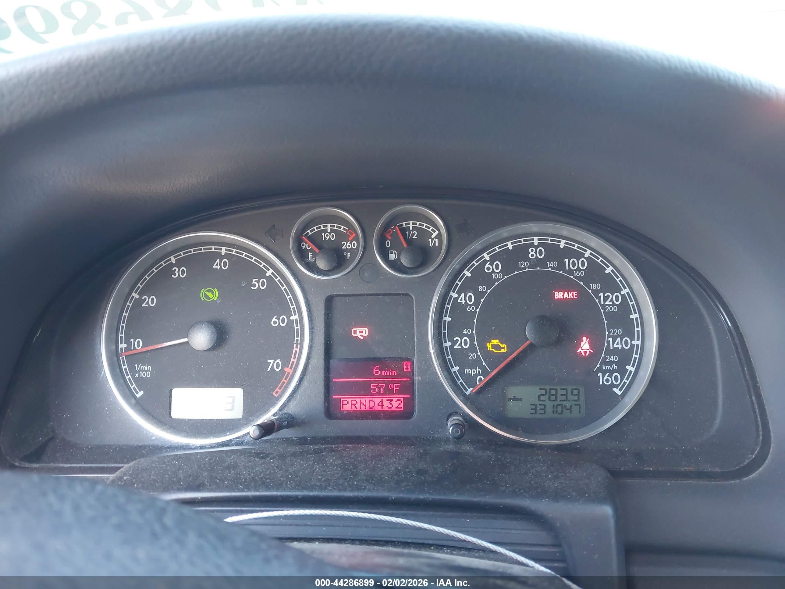 VOLKSWAGEN PASSAT image 7