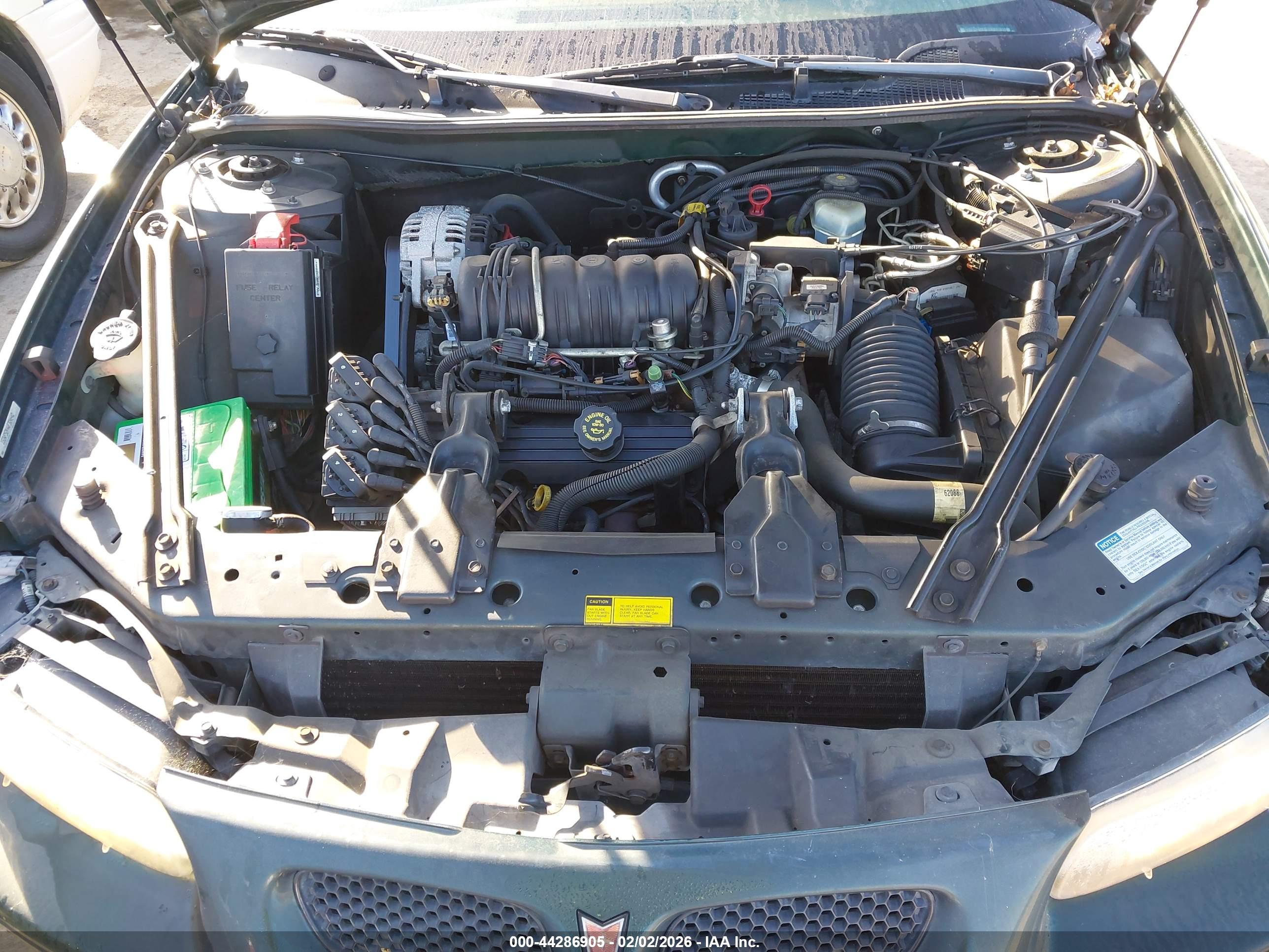 PONTIAC GRAND image 10