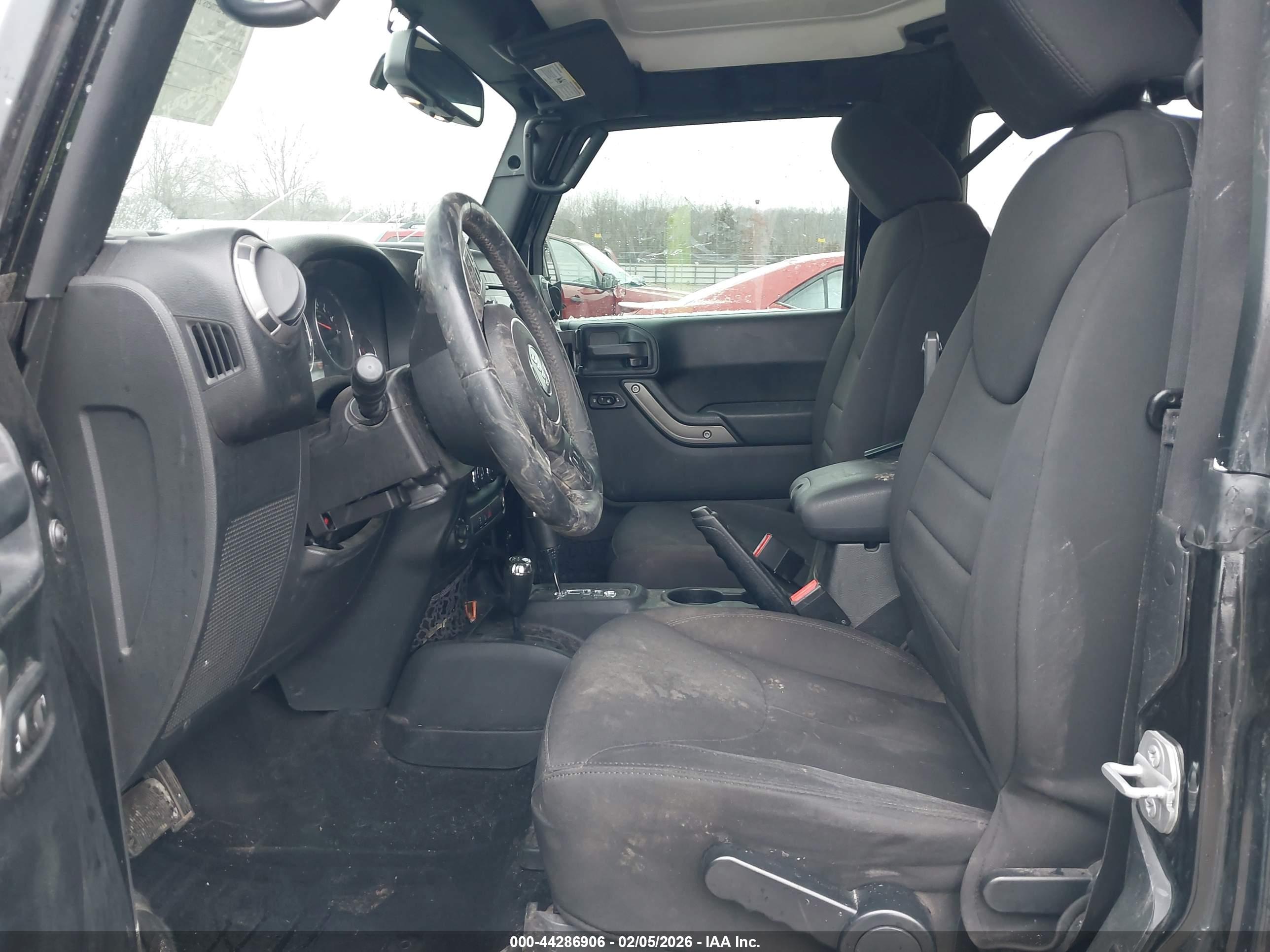 JEEP WRANGLER image 5