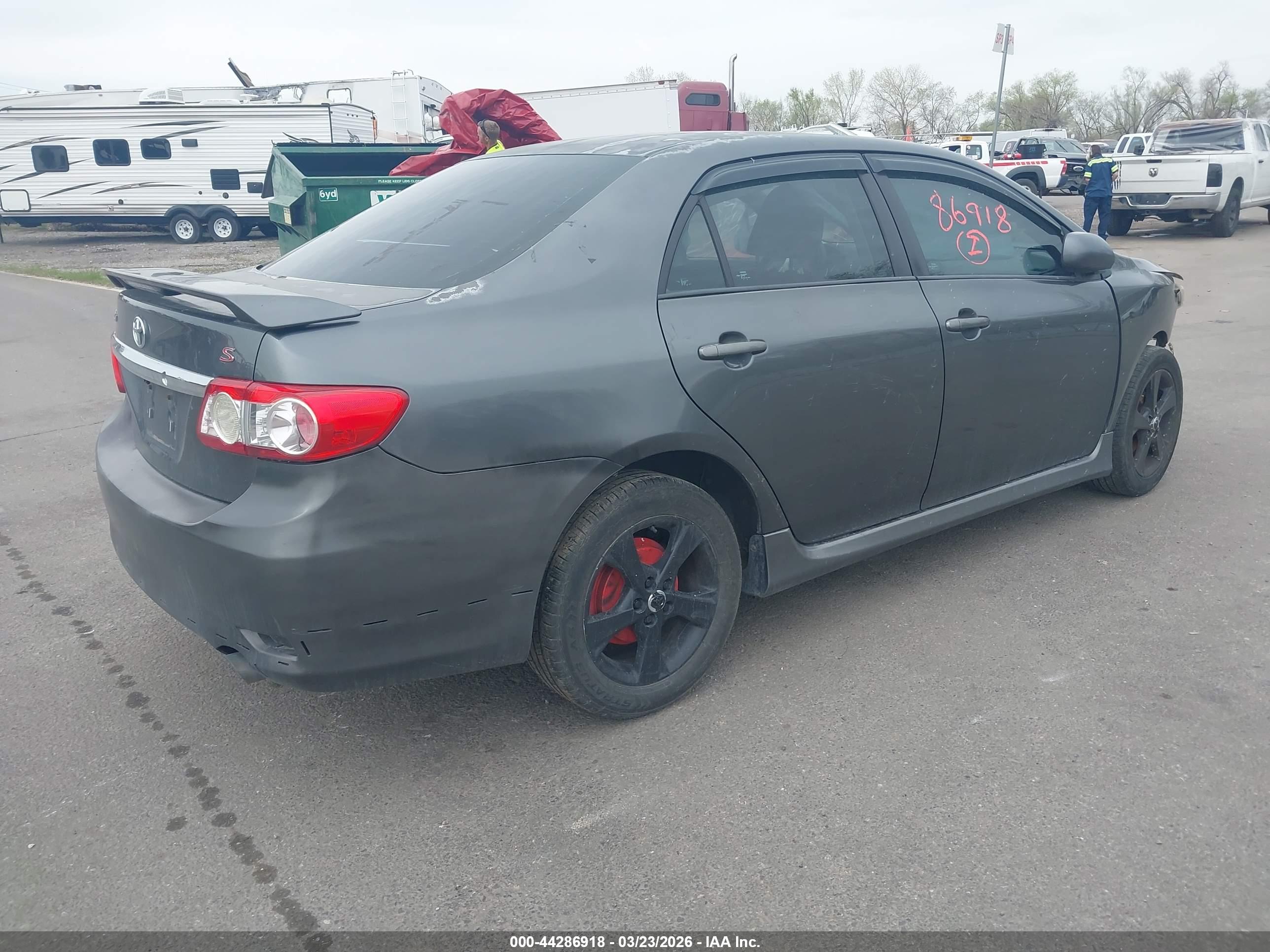 TOYOTA COROLLA image 4