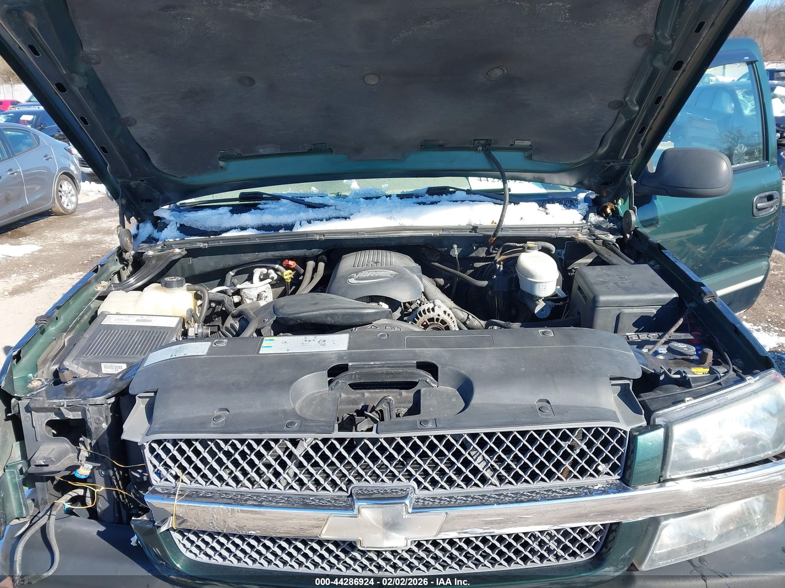 CHEVROLET SILVERADO image 10