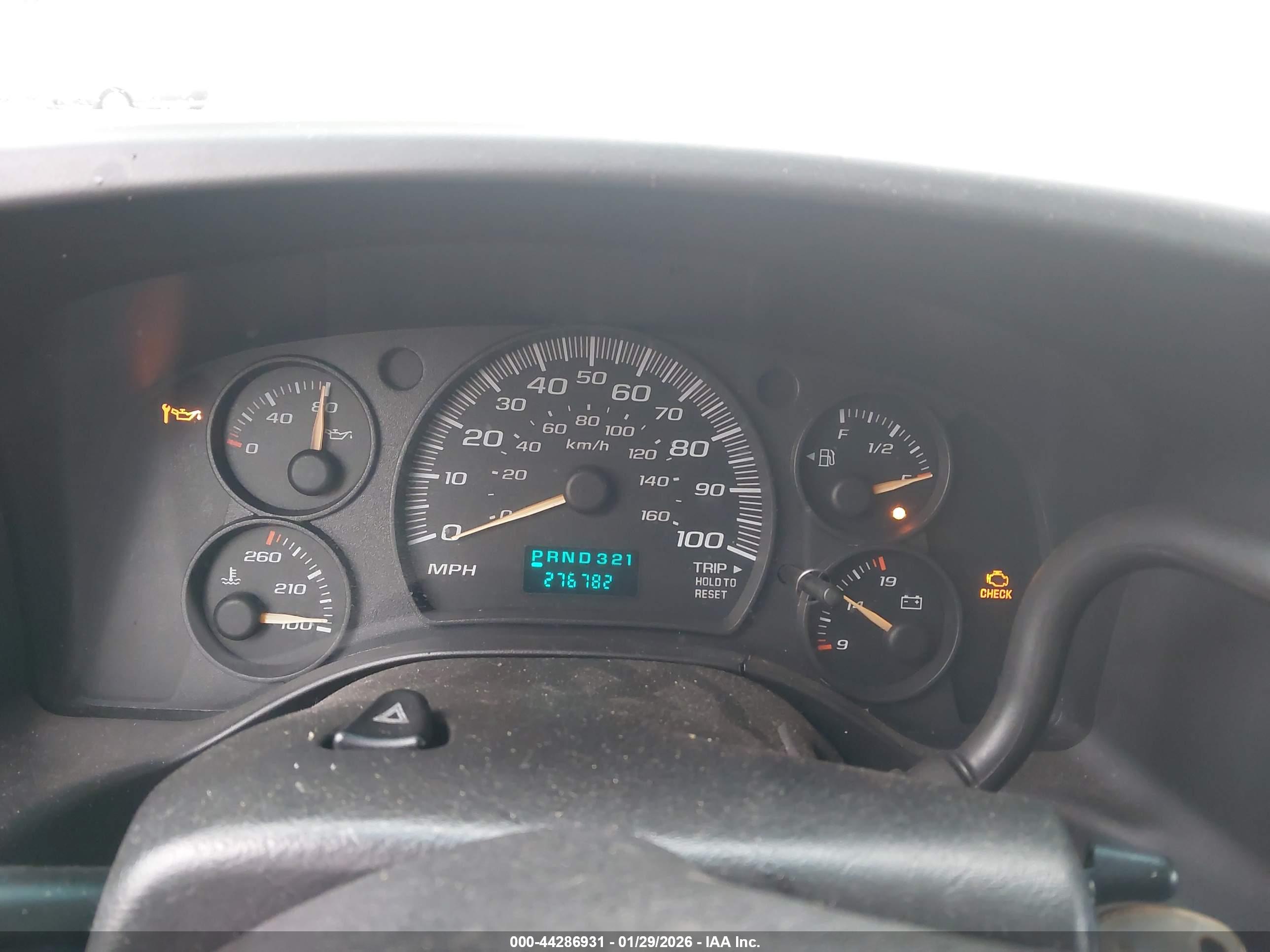 CHEVROLET EXPRESS image 7