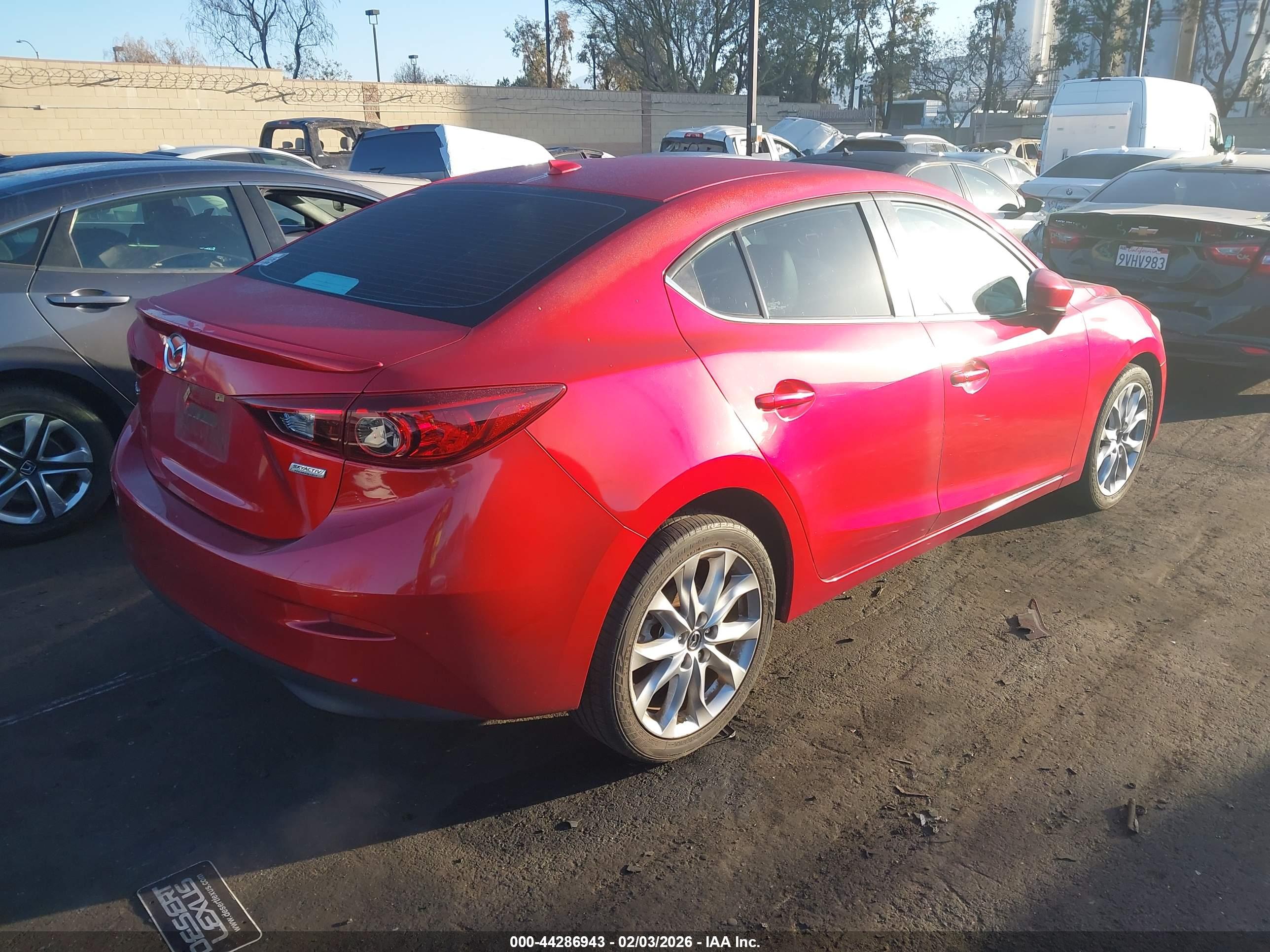 MAZDA MAZDA3 image 4