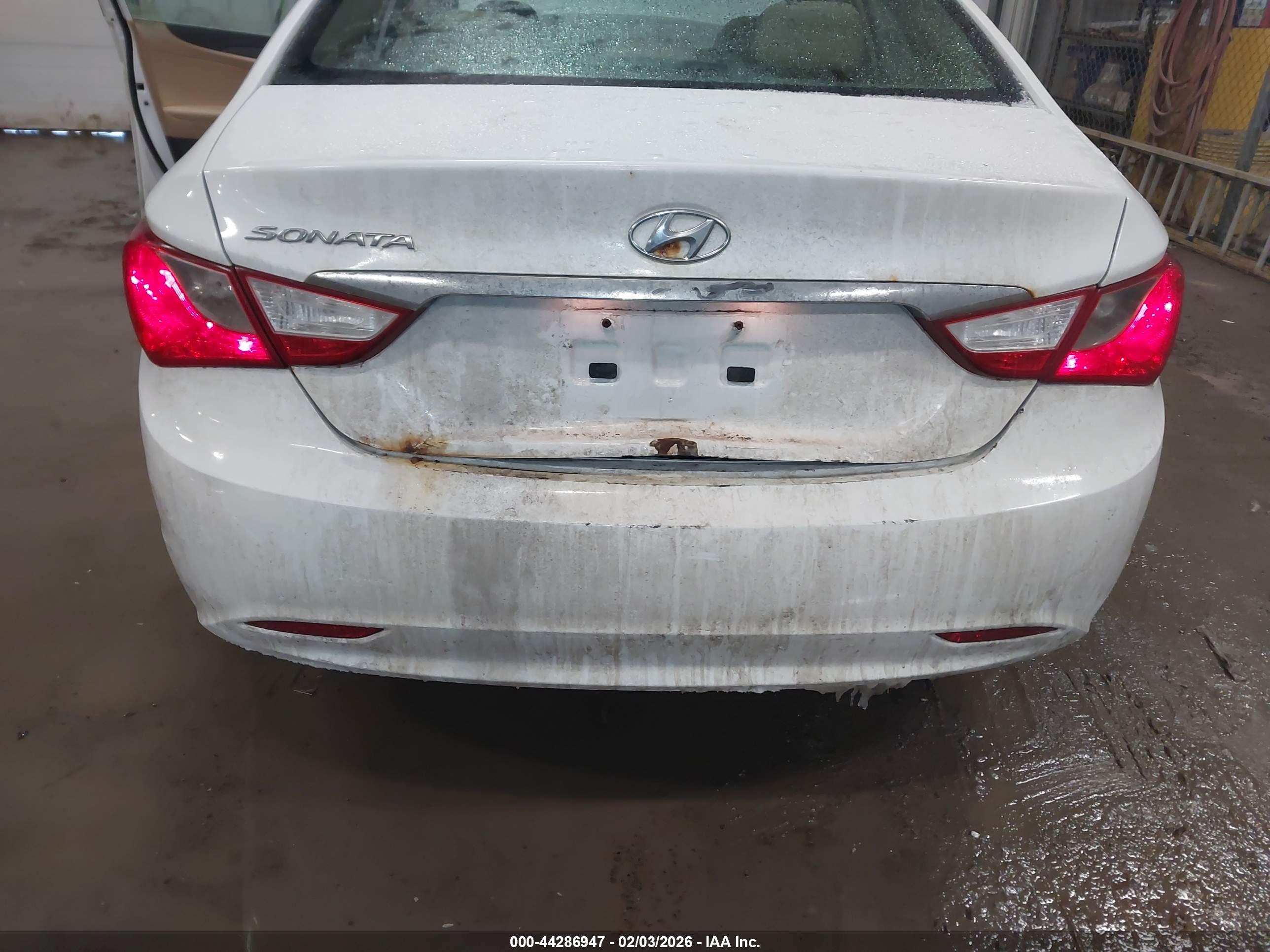 HYUNDAI SONATA image 6