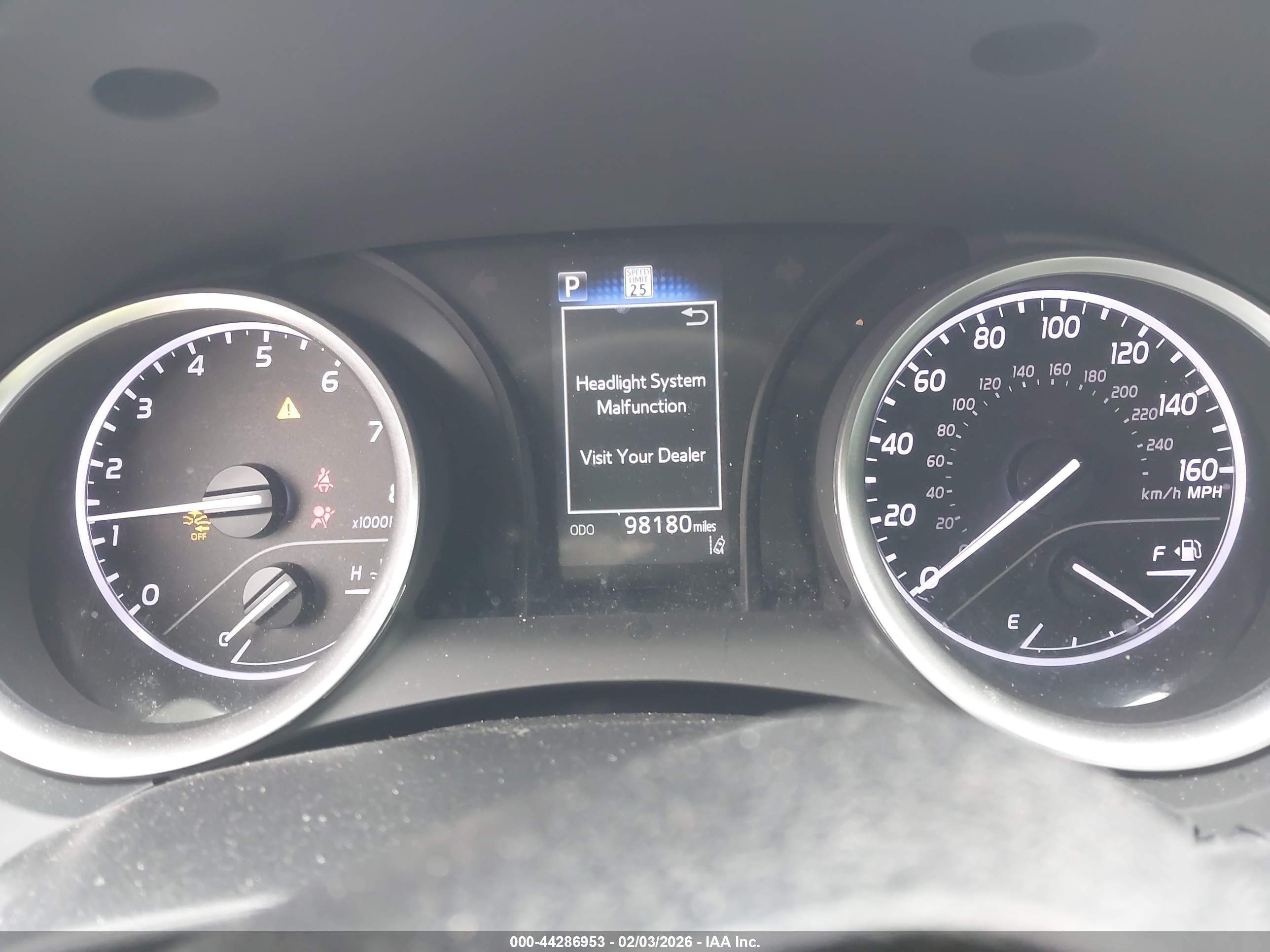 TOYOTA CAMRY image 7