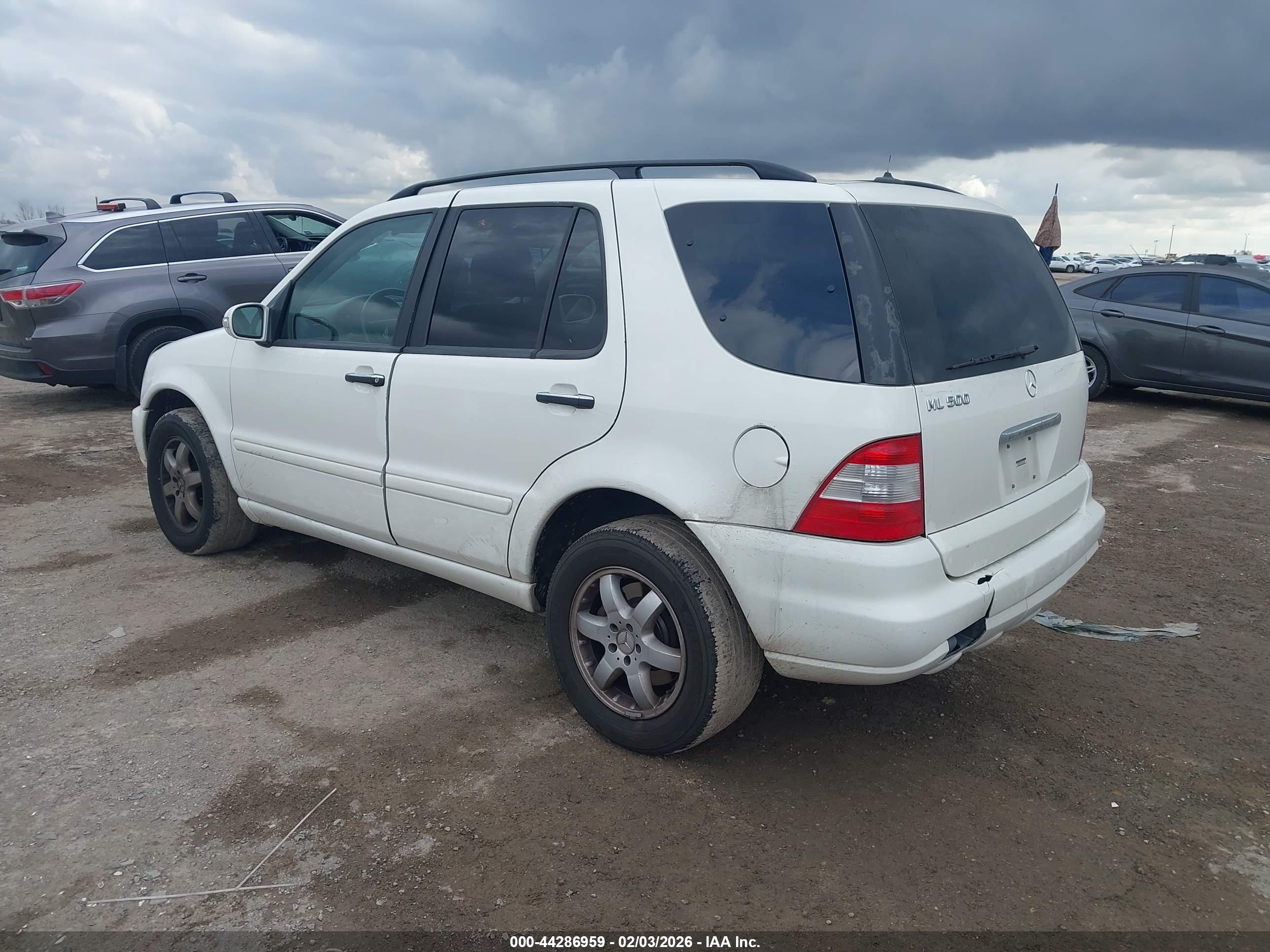 MERCEDES-BENZ ML image 3