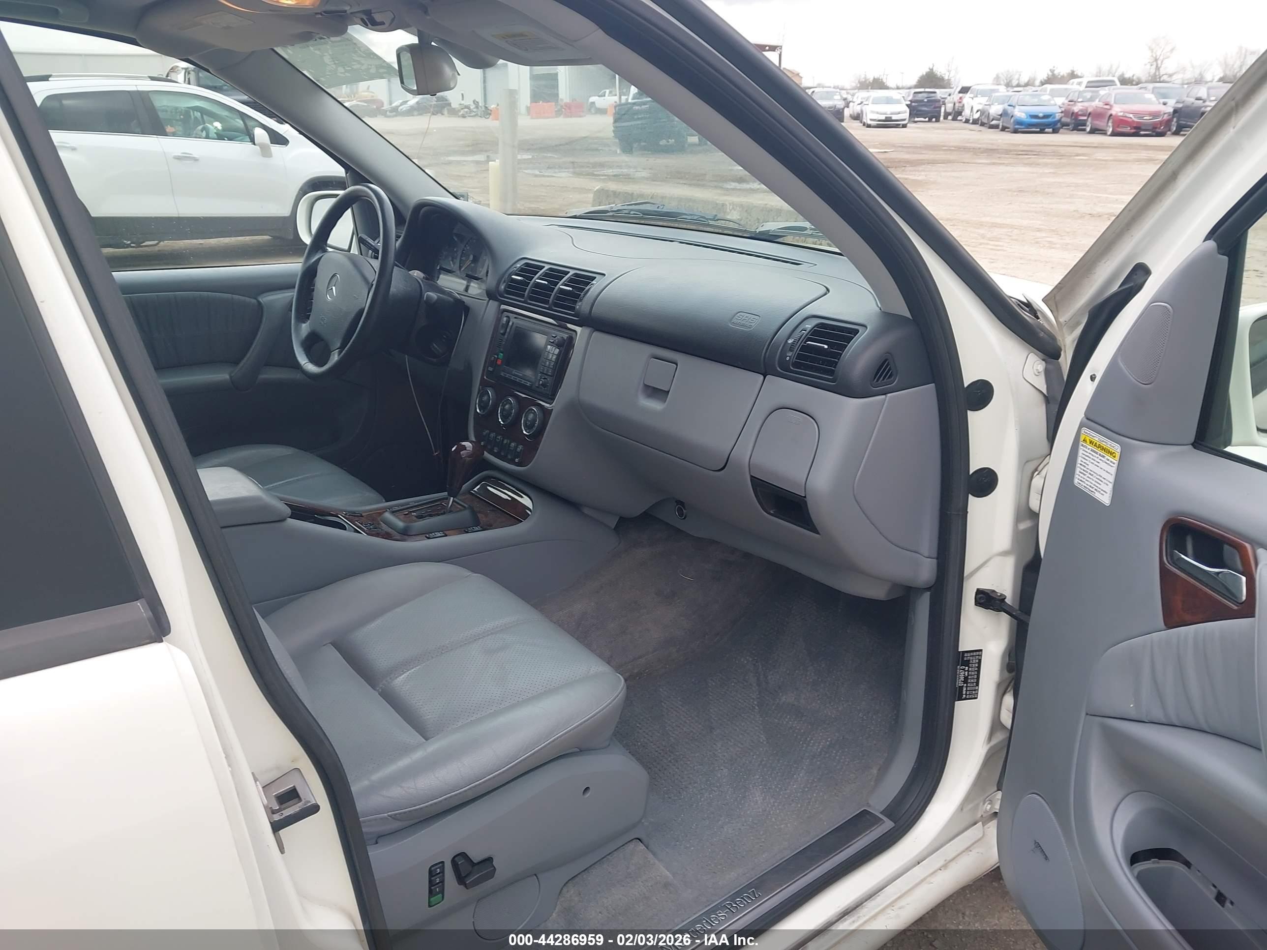 MERCEDES-BENZ ML image 5
