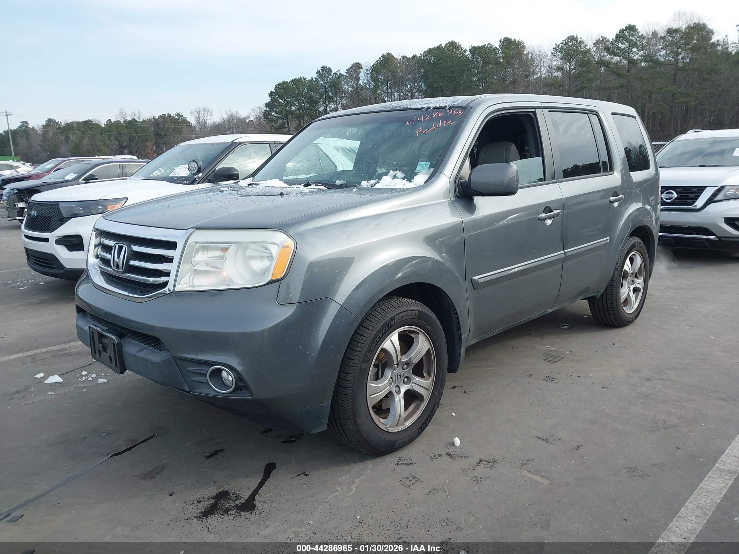 HONDA PILOT image 2