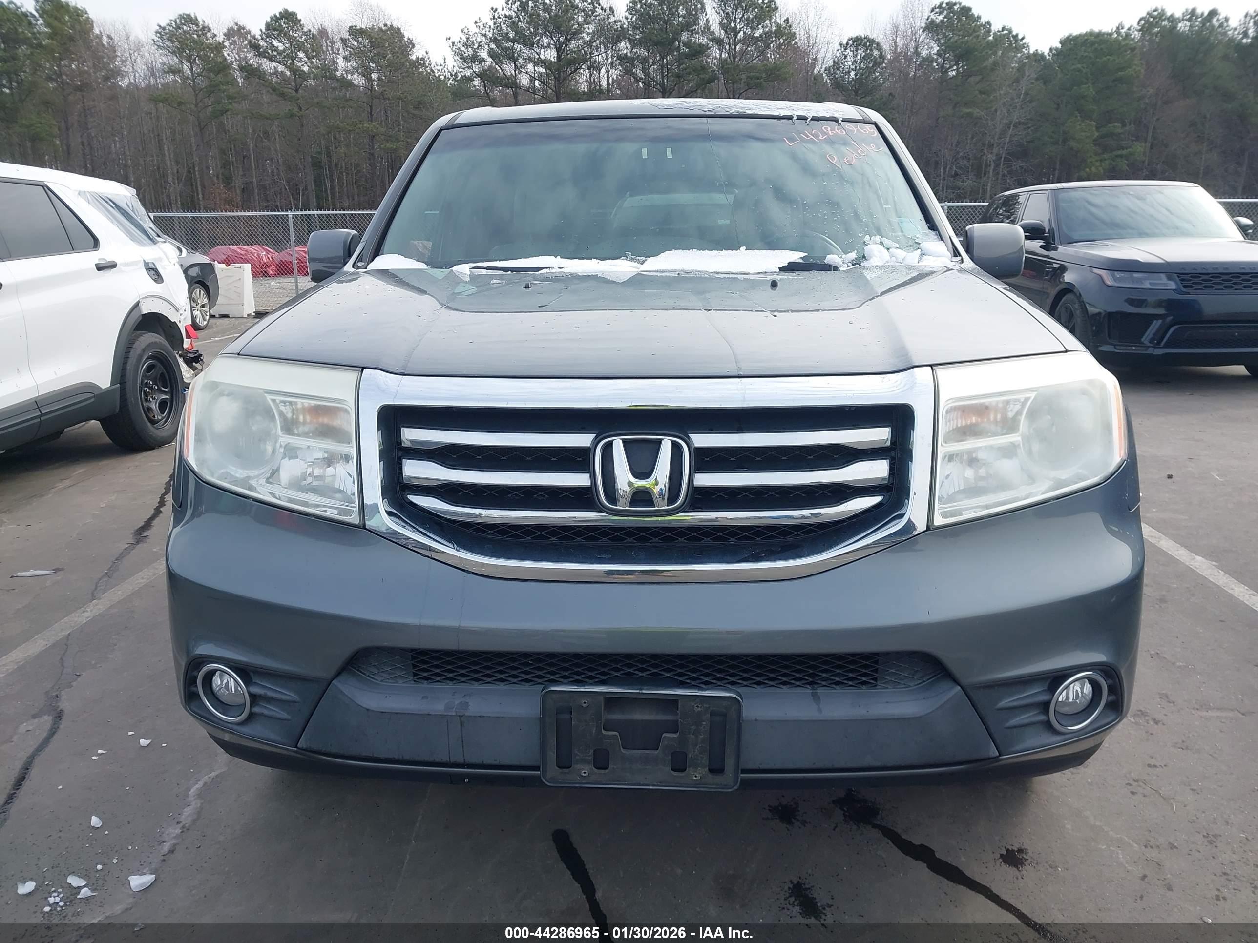 HONDA PILOT image 6