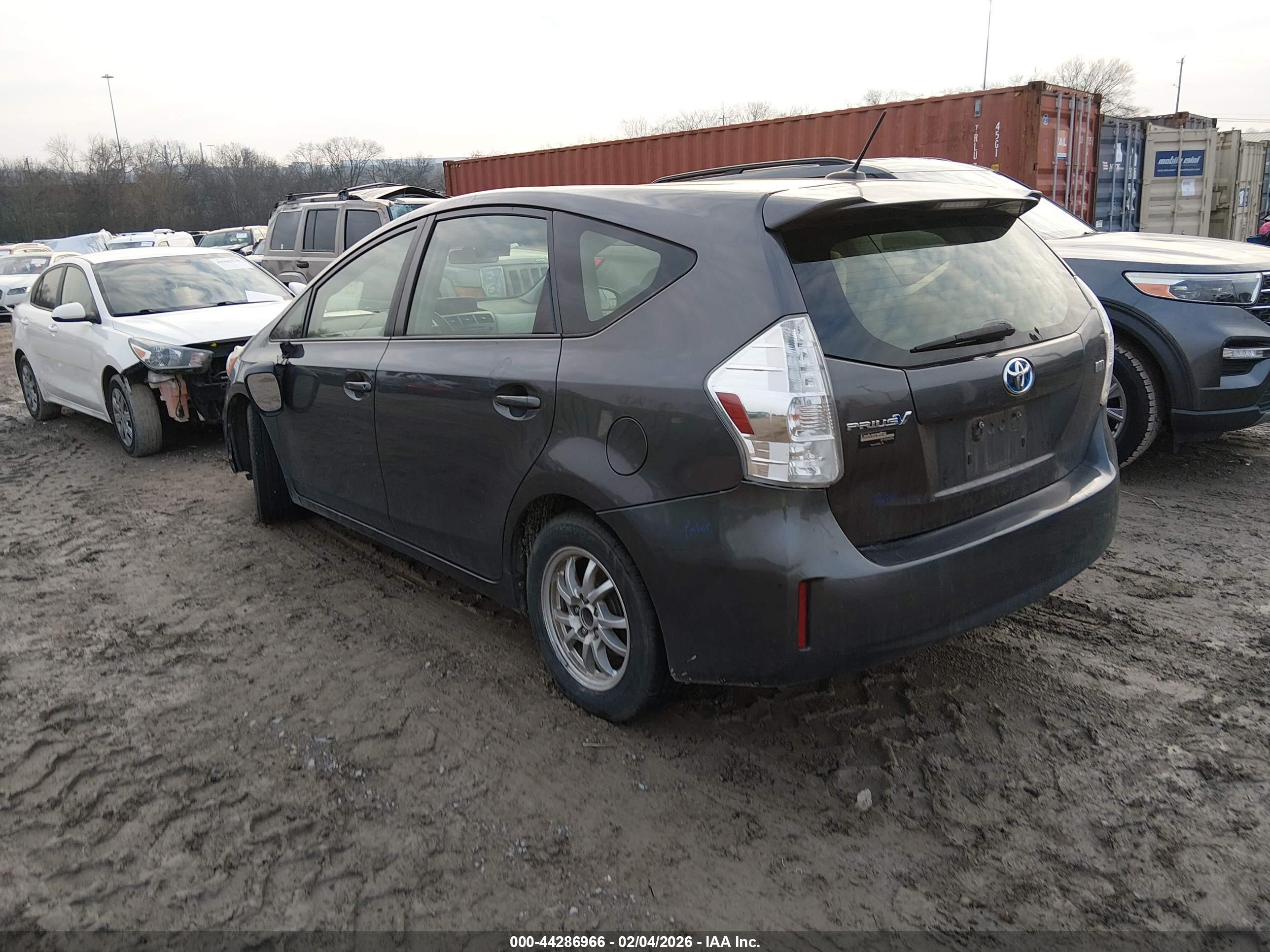TOYOTA PRIUS image 3