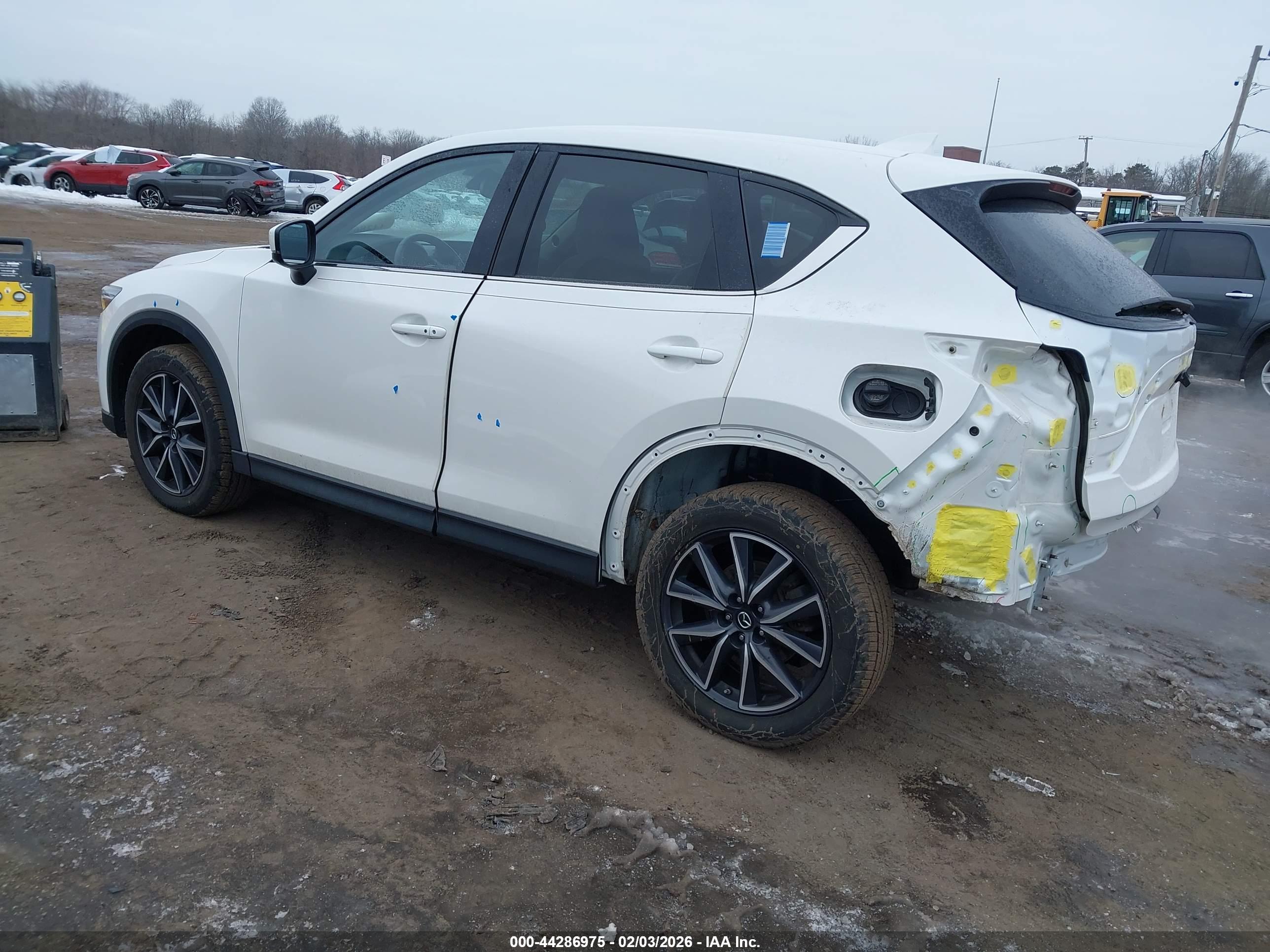 MAZDA CX-5 image 3
