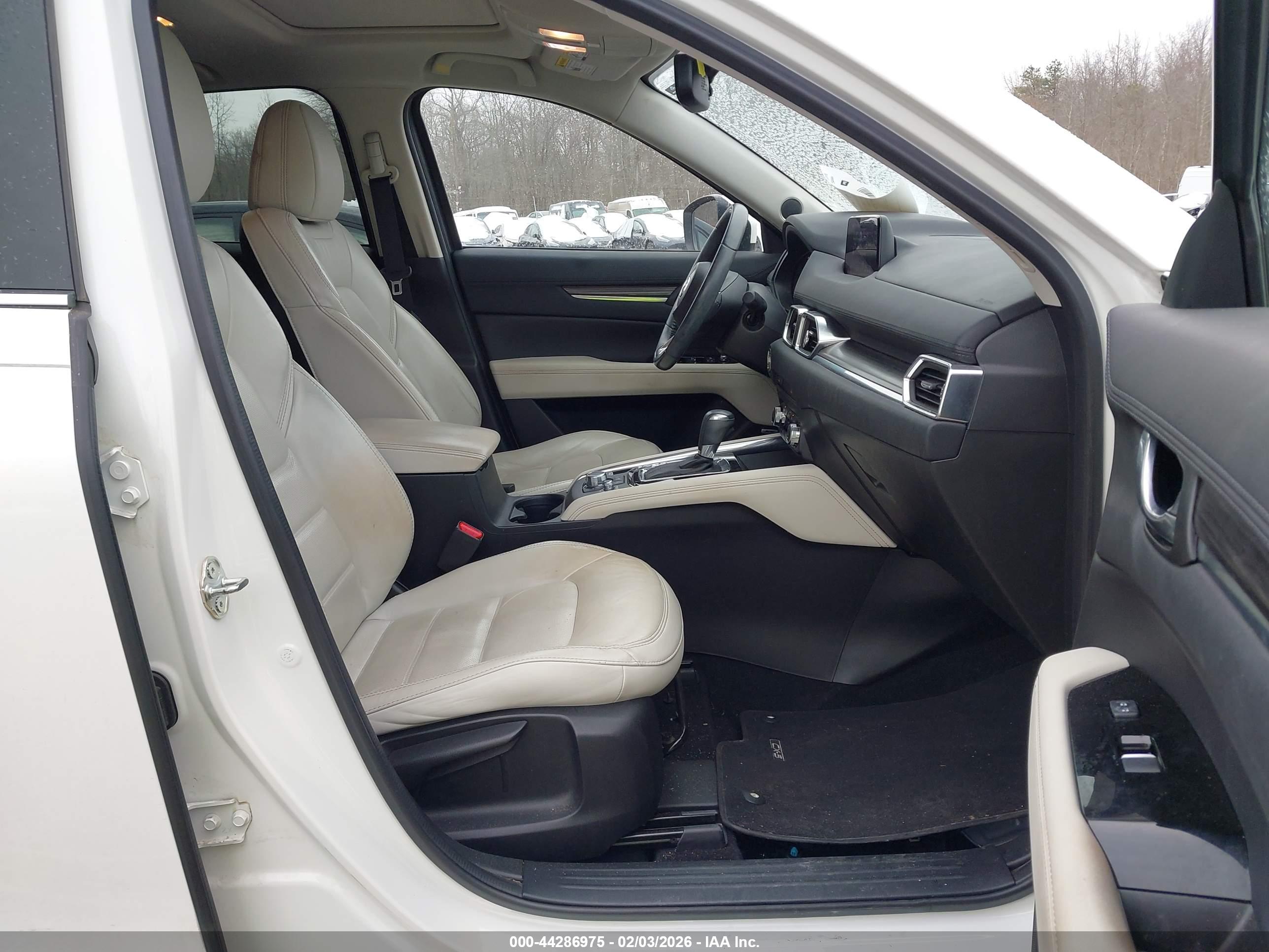 MAZDA CX-5 image 5