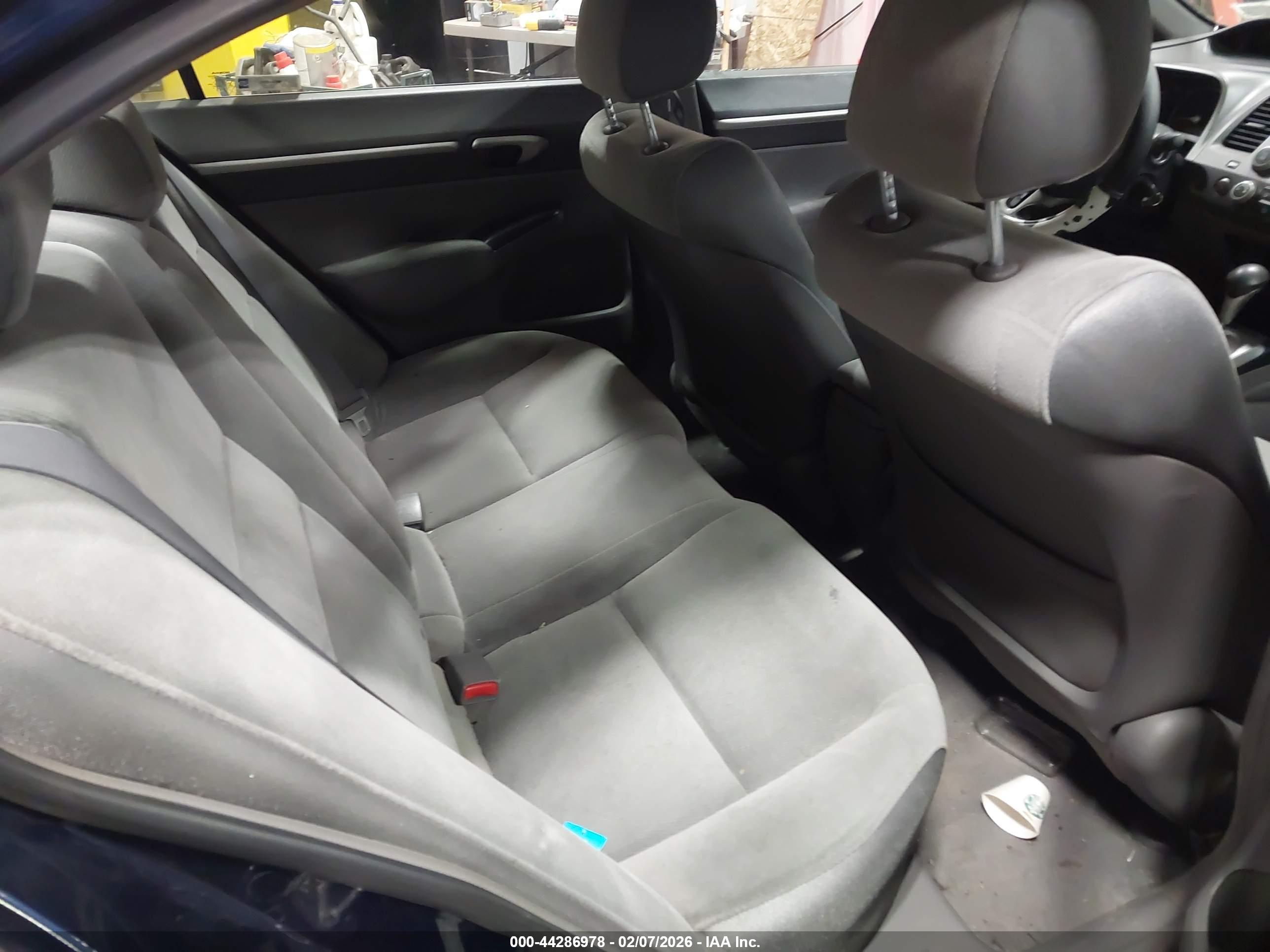 HONDA CIVIC image 8