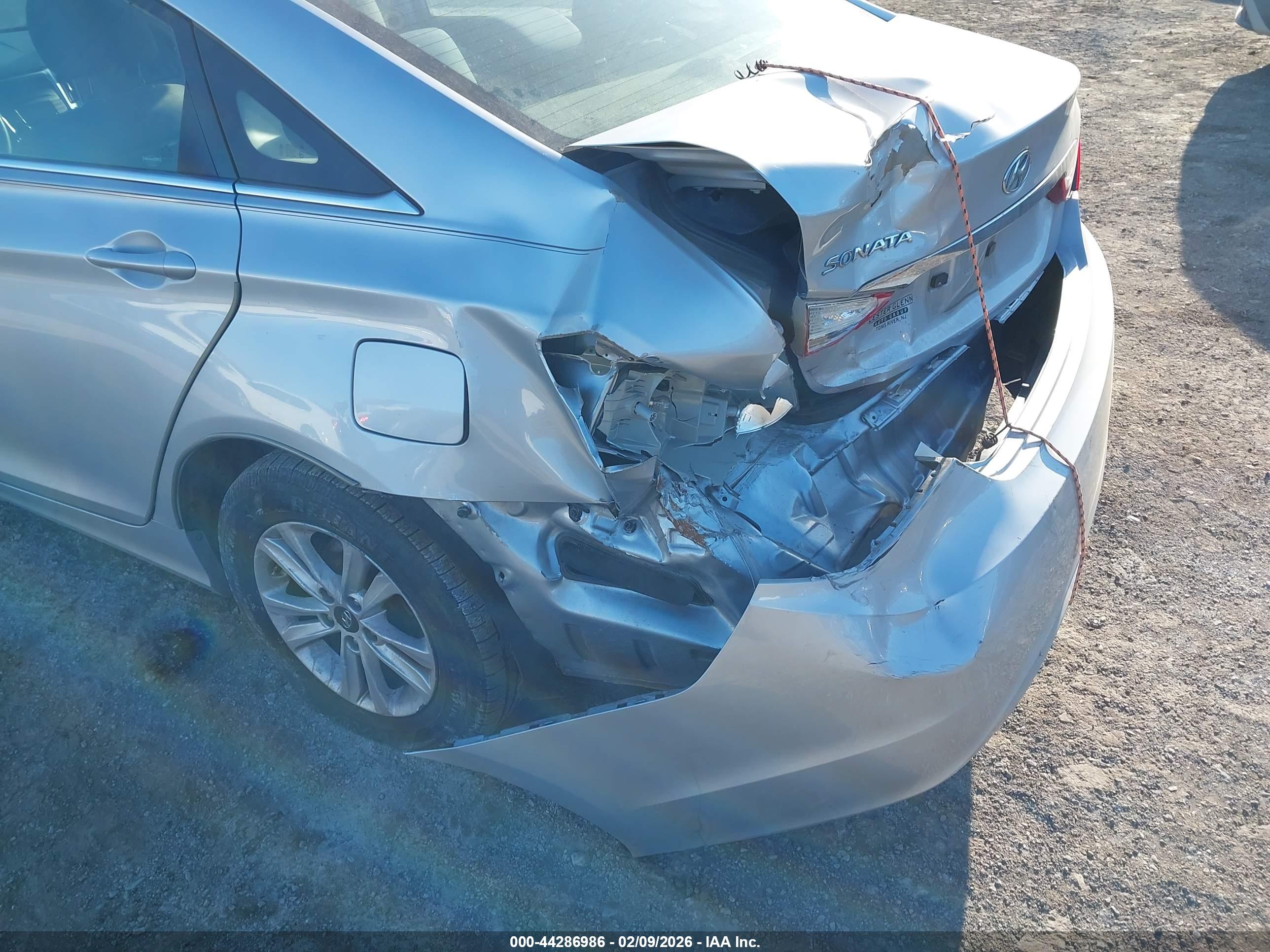 HYUNDAI SONATA image 6