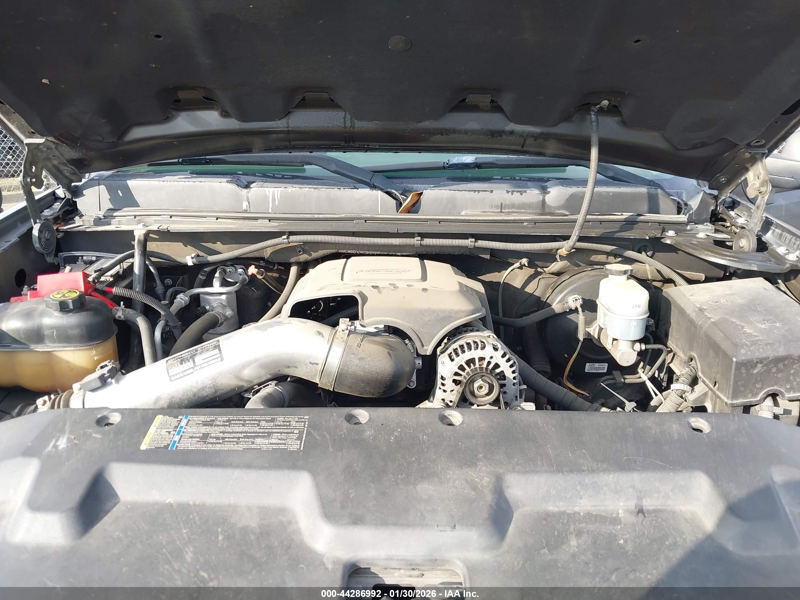 CHEVROLET SILVERADO image 10